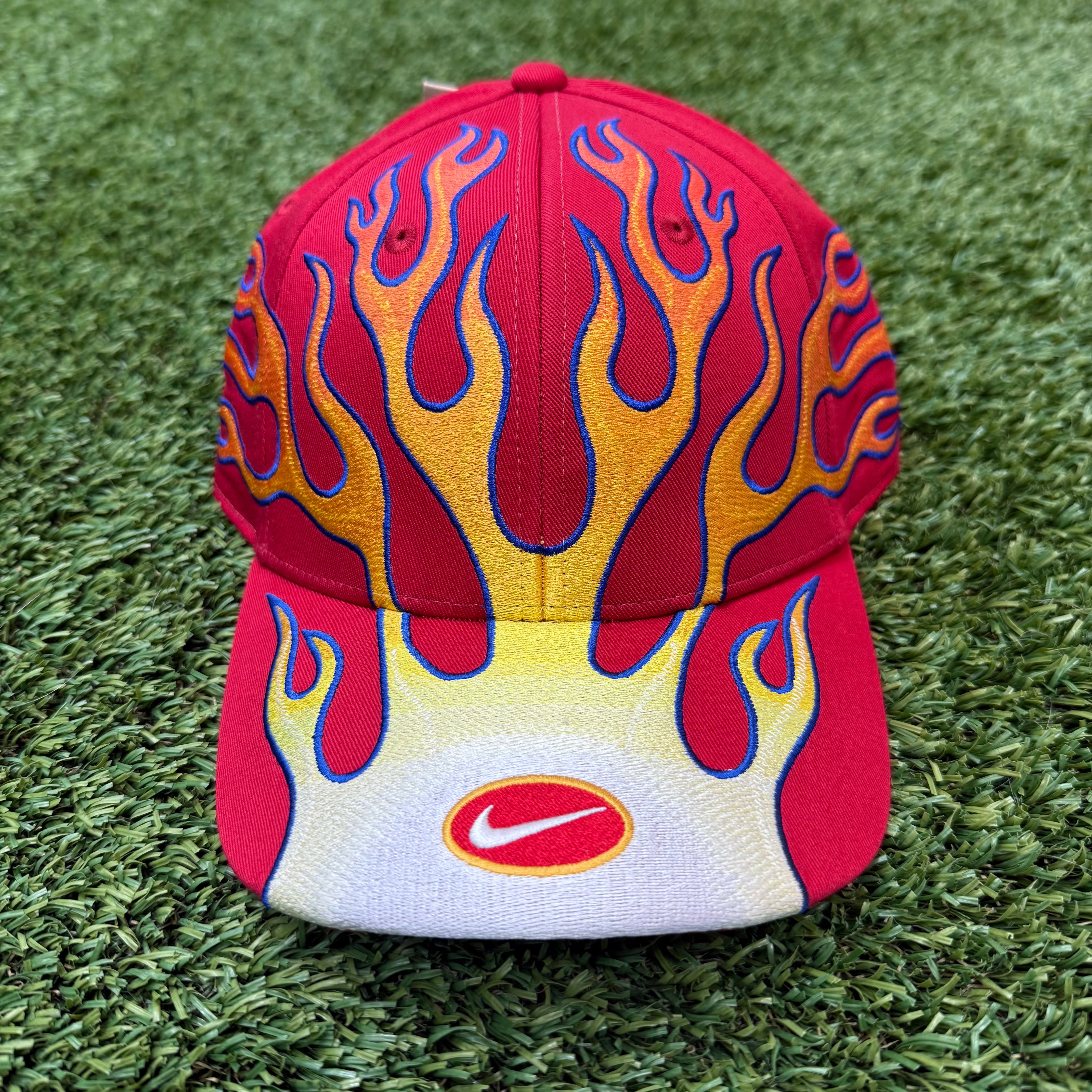 Nike Flames Hat, Red