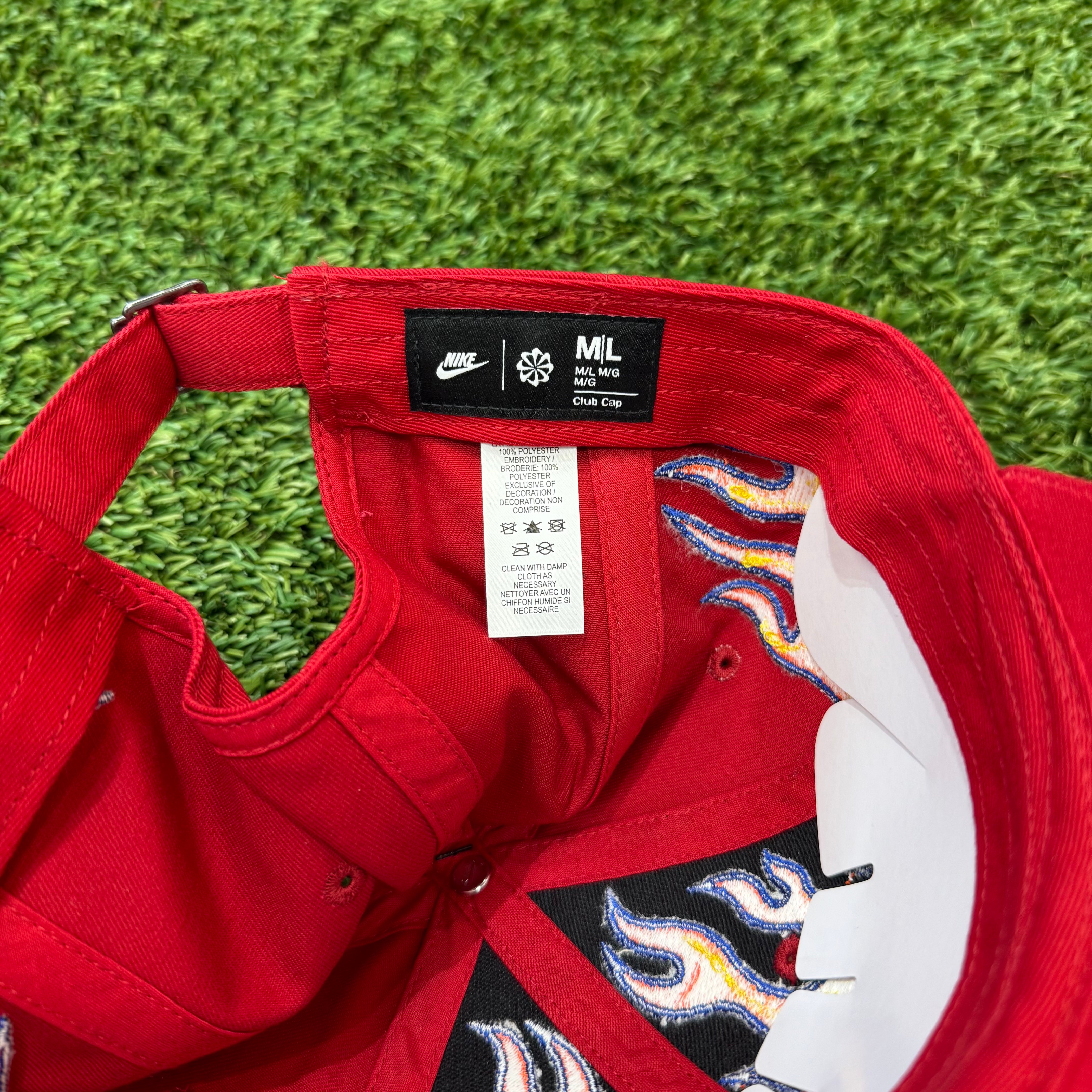 Nike Flames Hat, Red