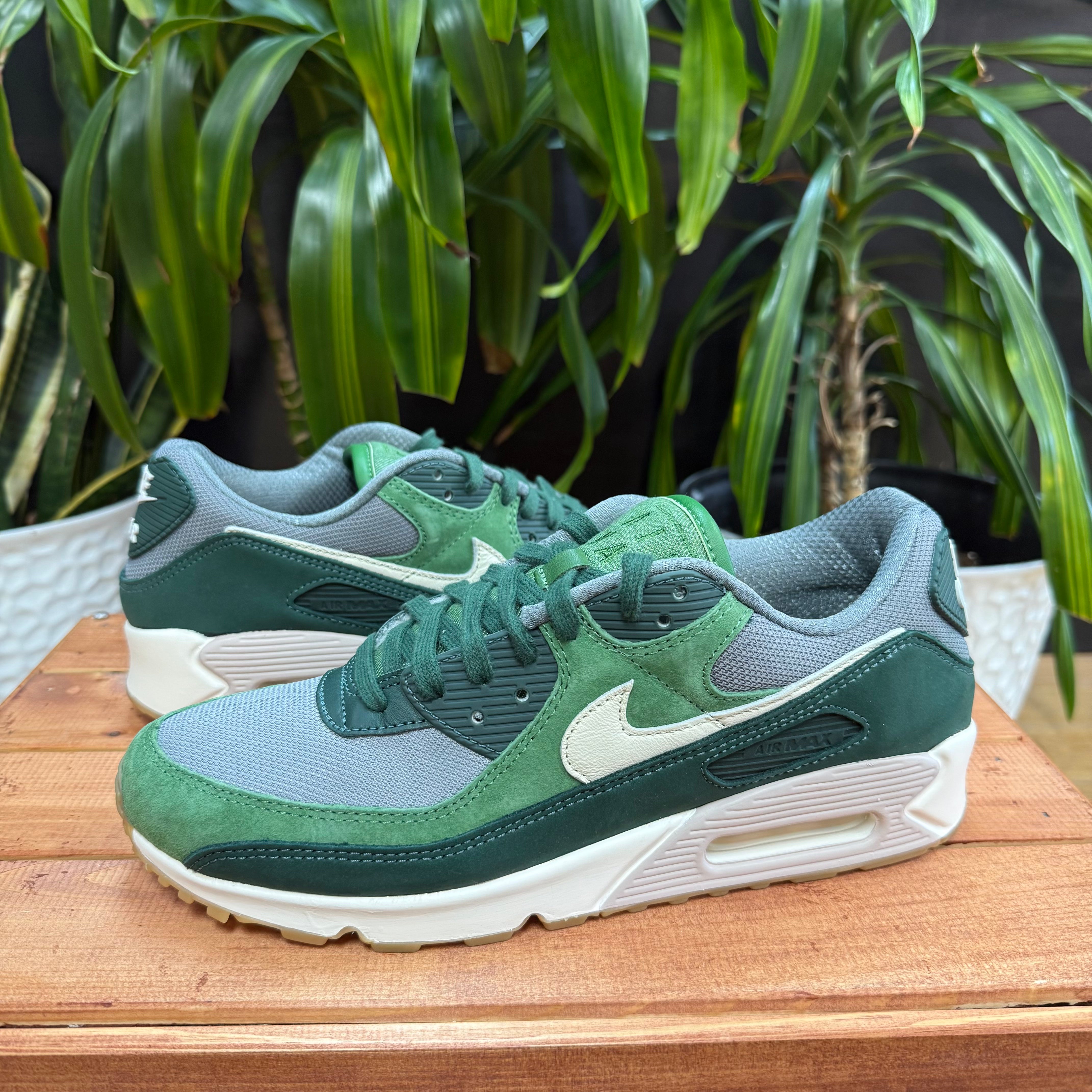 Air Max 90 PRM in Pro Green & Pale Ivory by Nike Custom Nike Air Max 90 -  main image 4