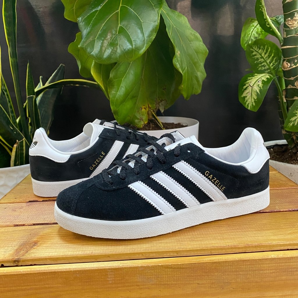 Mens suede adidas deals