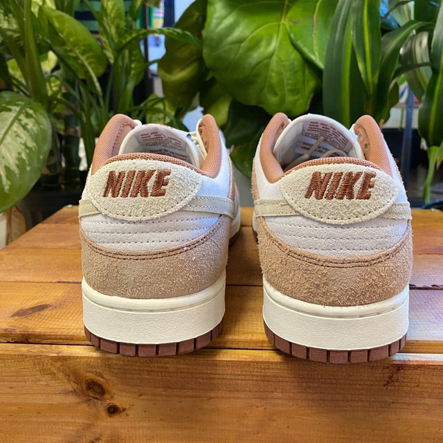 Nike Dunk Low Medium Curry, Mens 10, W11.5 - Banana Stand
