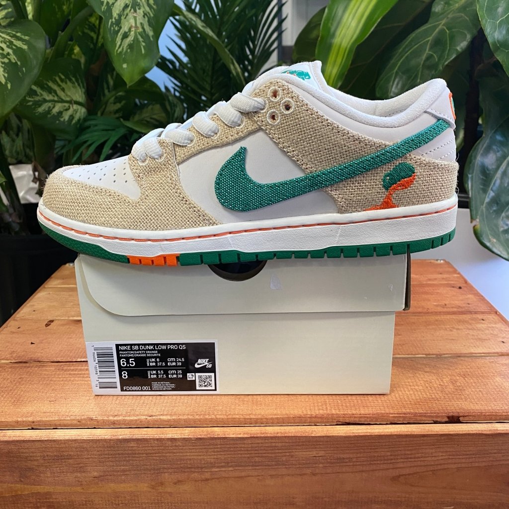 Nike SB Dunk Low x Jarritos, Mens 6.5, W8 - Banana Stand