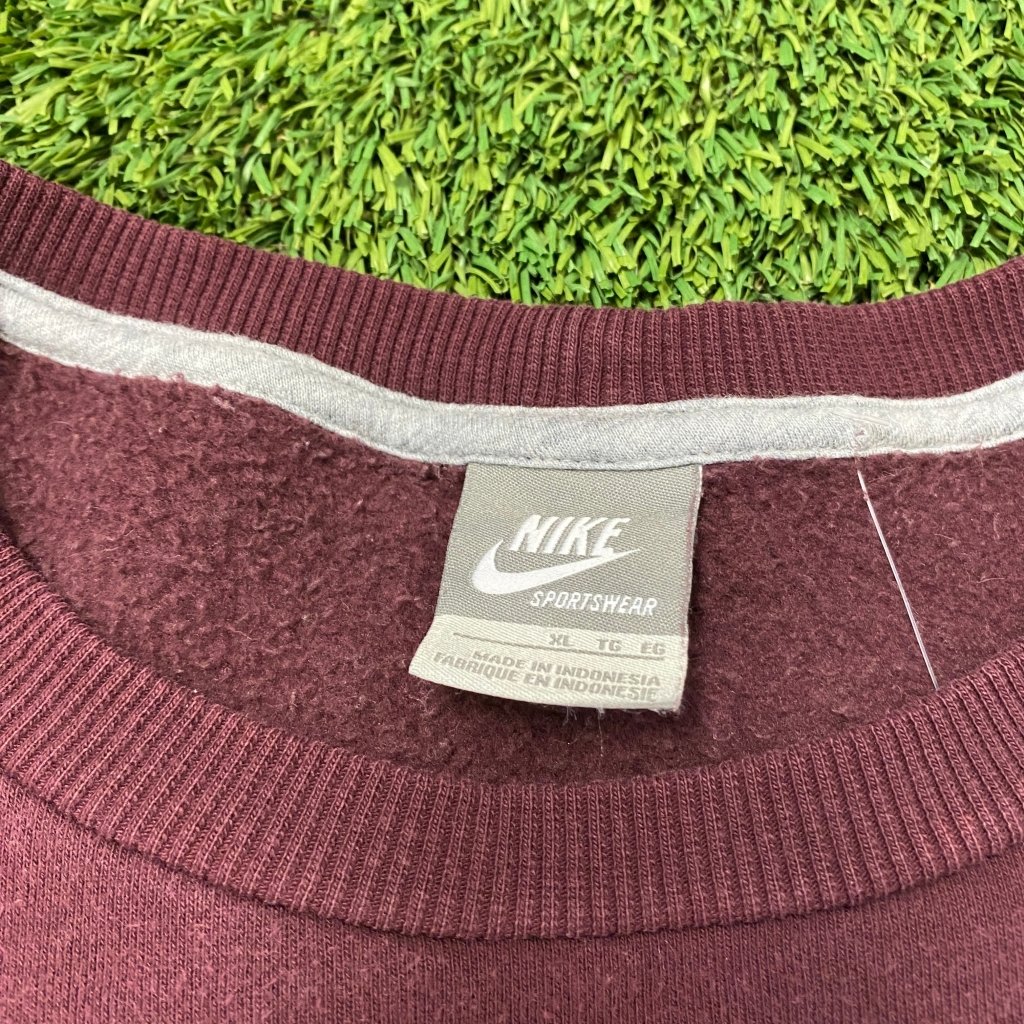 Nike Vintage Maroon Crewneck - Banana Stand
