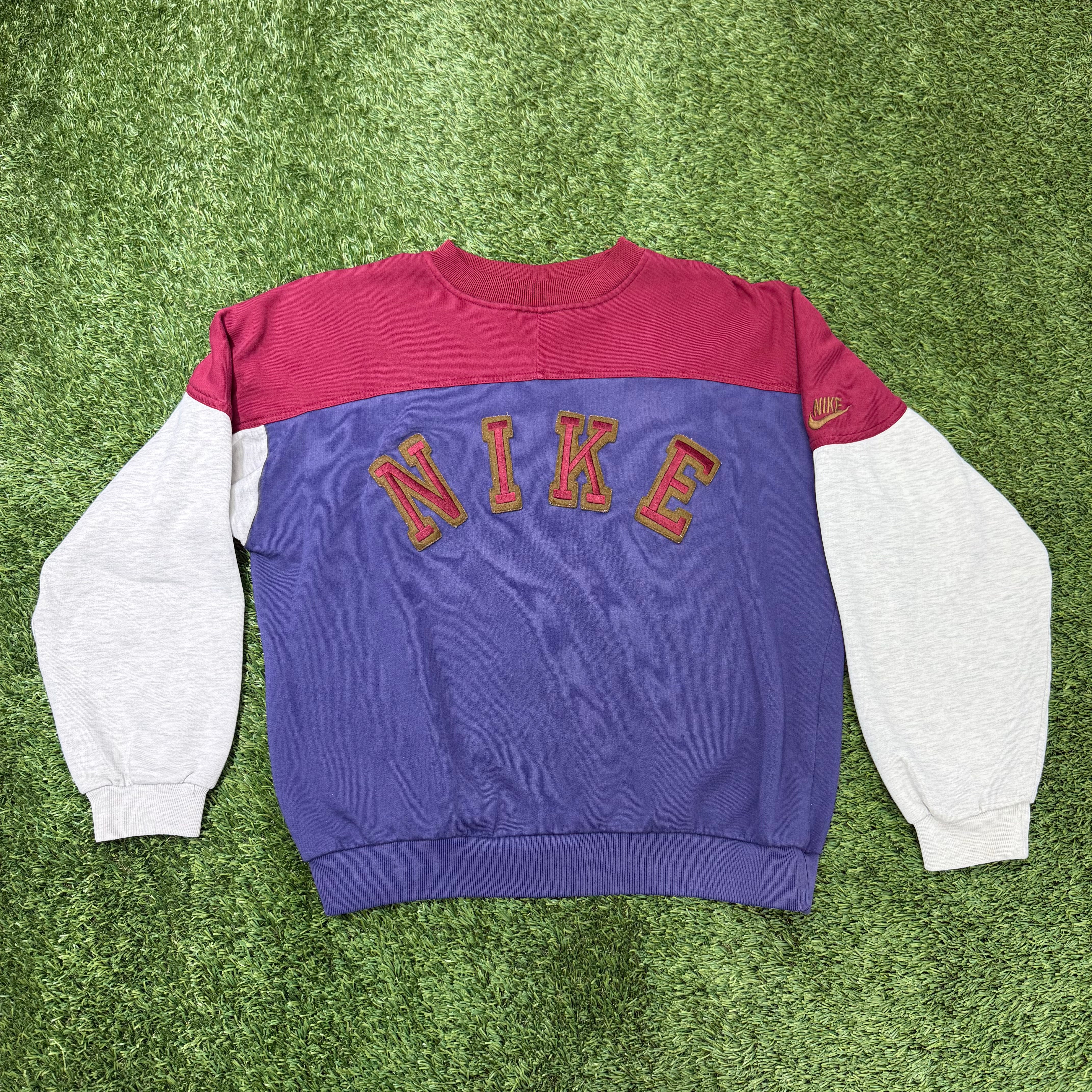 Nike Vintage Tri Colored Crewneck, L