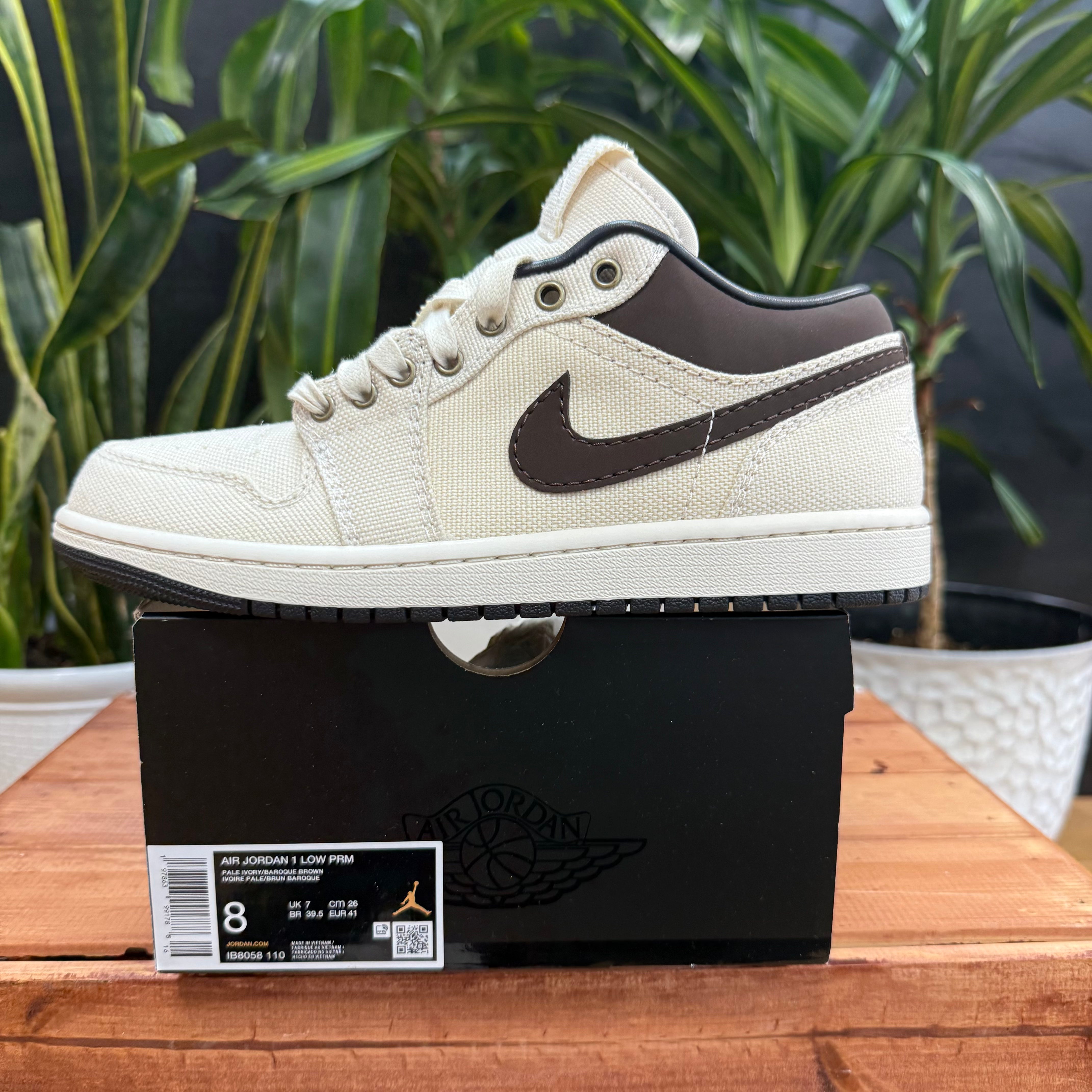 Nike Air Jordan 1 Low Premium Pale Ivory, Mens 8, W9.5