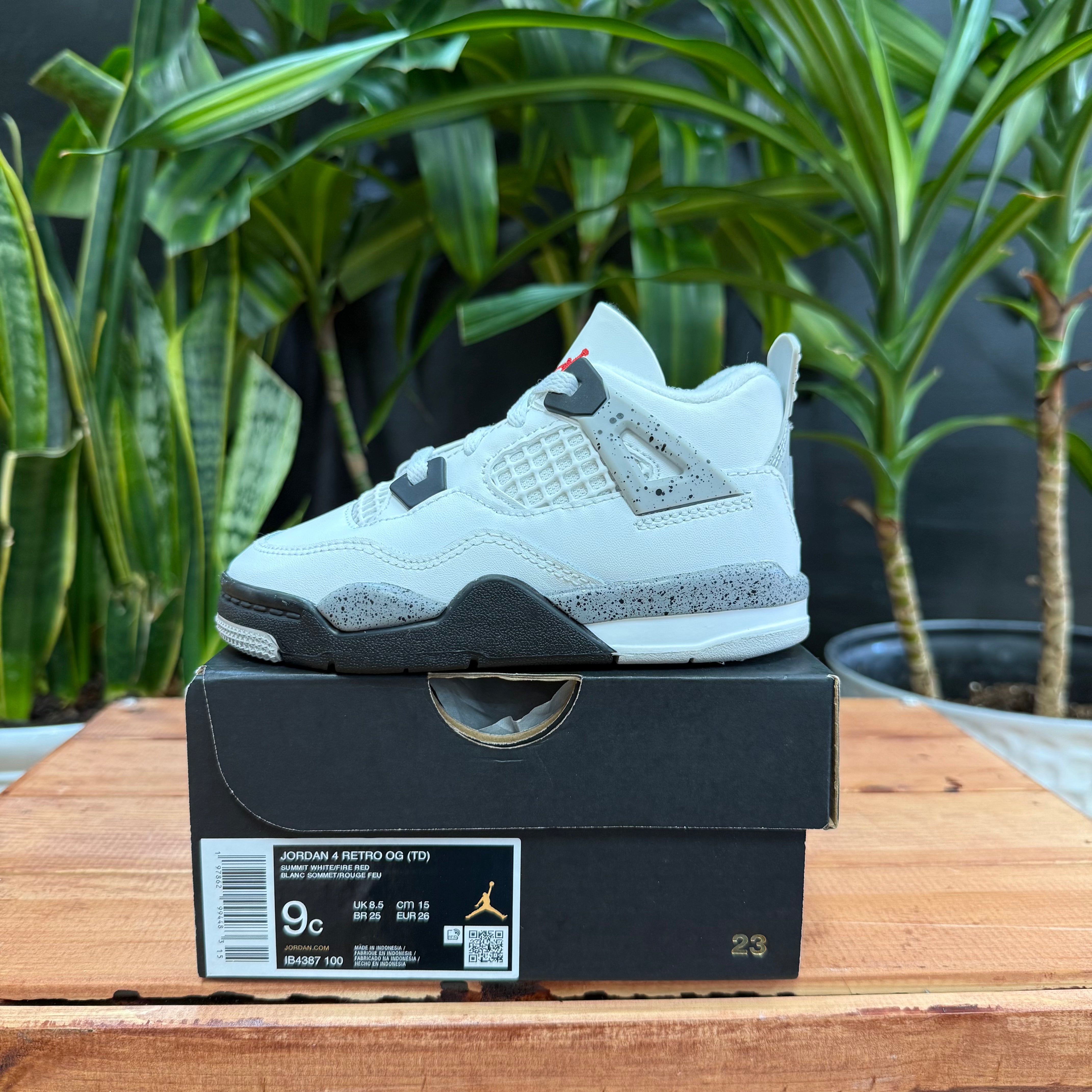Jordan 4 Retro White Cement, 9C