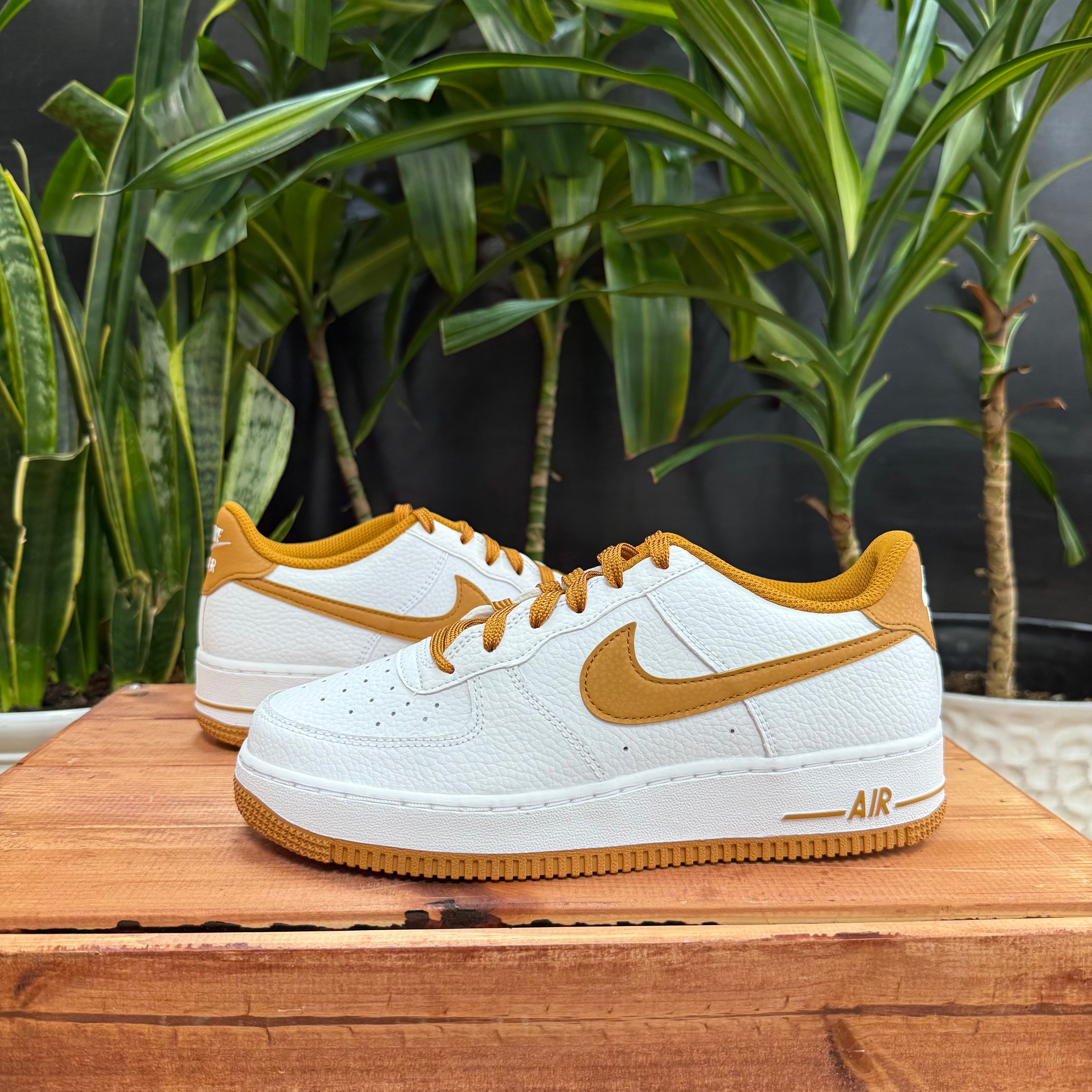 Nike Air Force 1 Low White Desert Ochre, Mens 6.5, W8