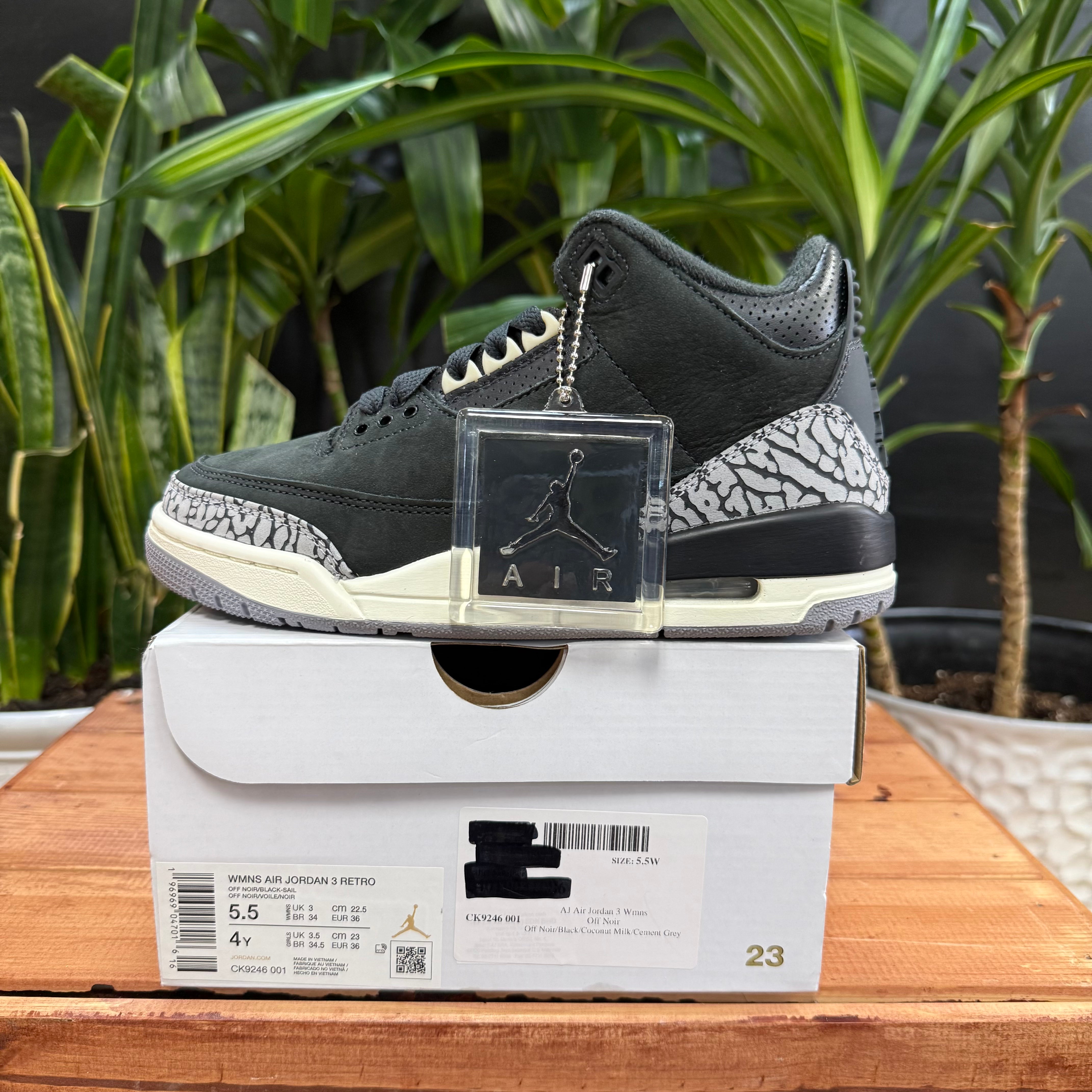 Nike Air Jordan 3 Retro Off Noir, Mens 4, W5.5