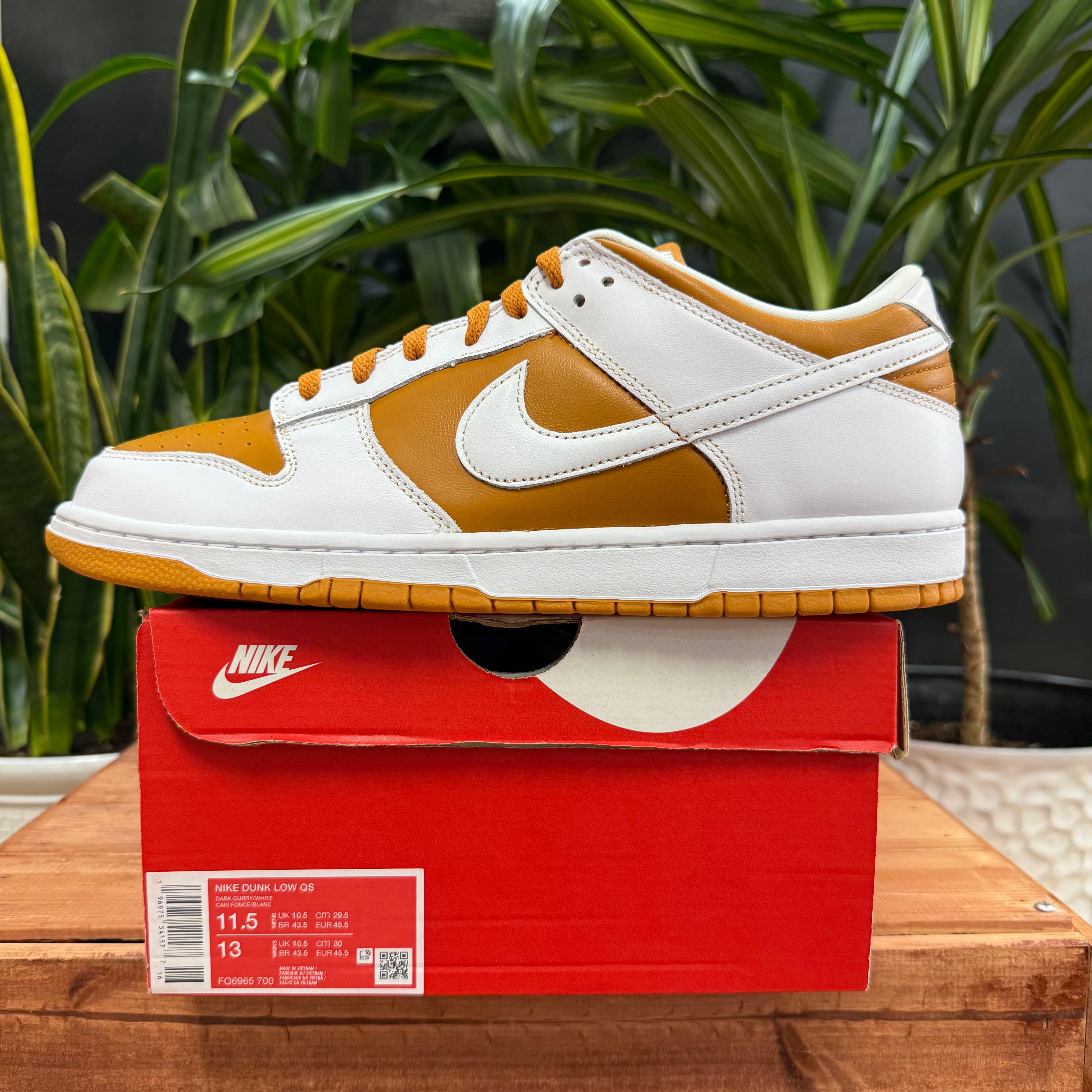 Nike Dunk Low 'Dark Curry', Mens 11.5, W13