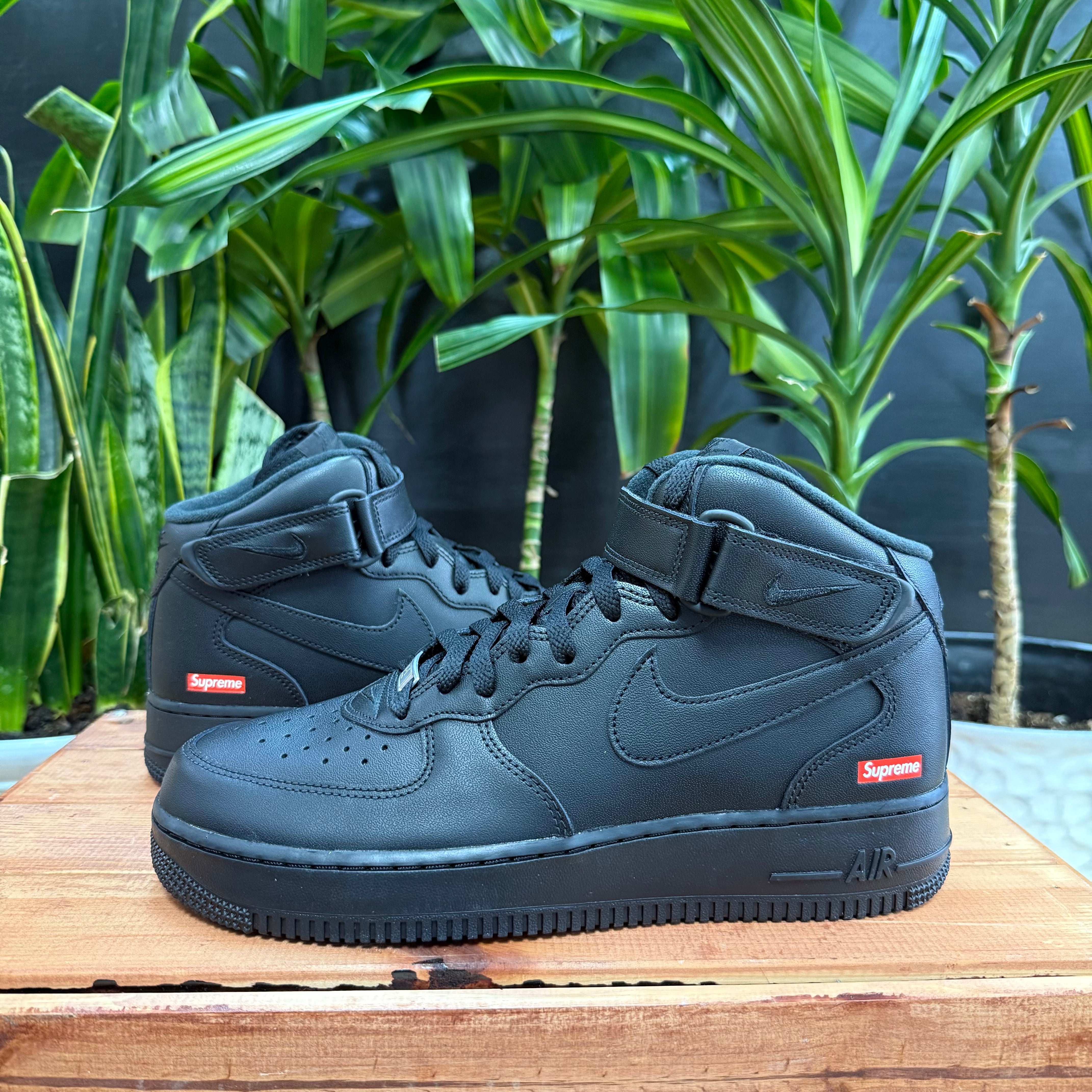 Nike Air Force 1 Mid x Supreme Black Mens 9, W10.5