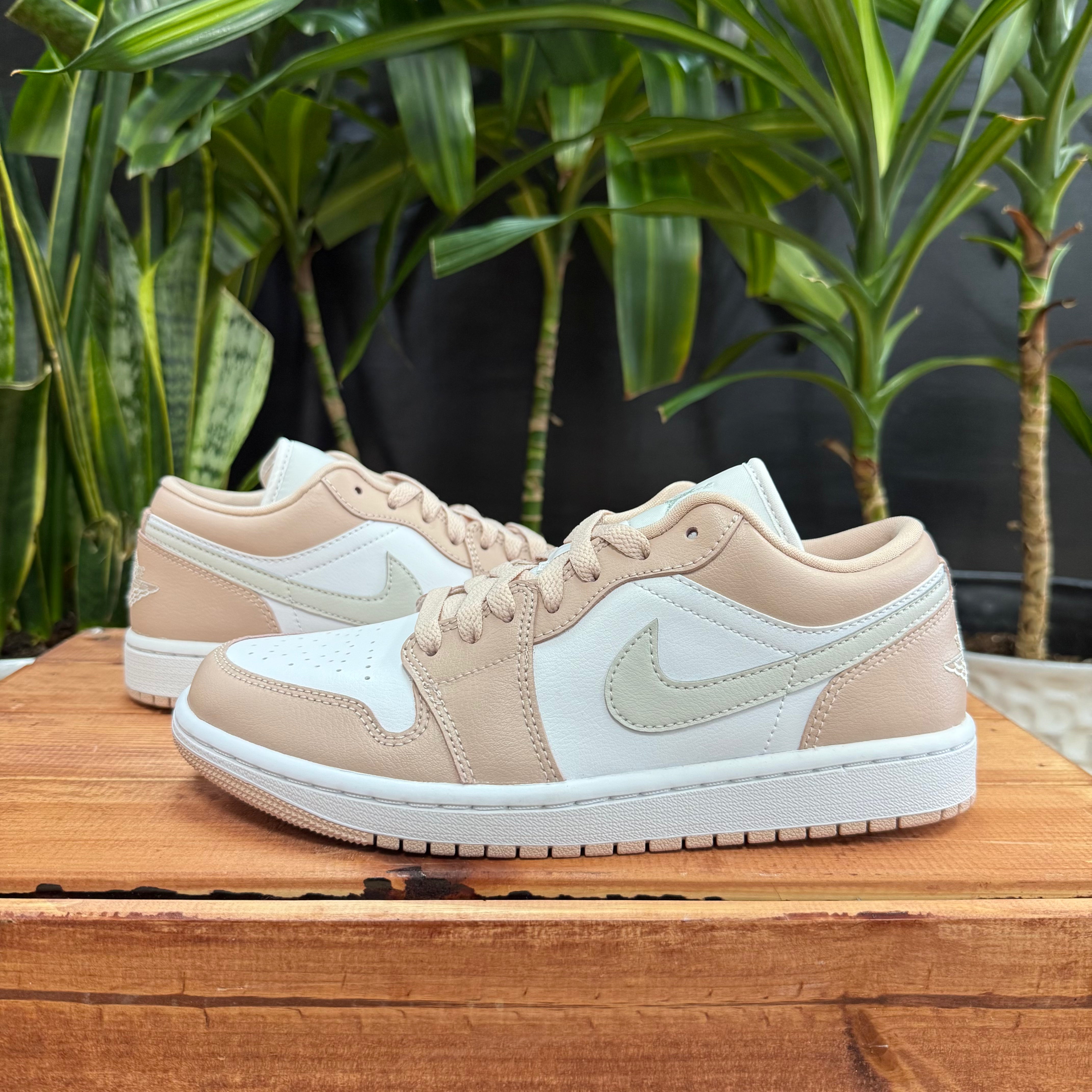 Nike Jordan 1 Low Particle Beige,Mens 6.5, W8