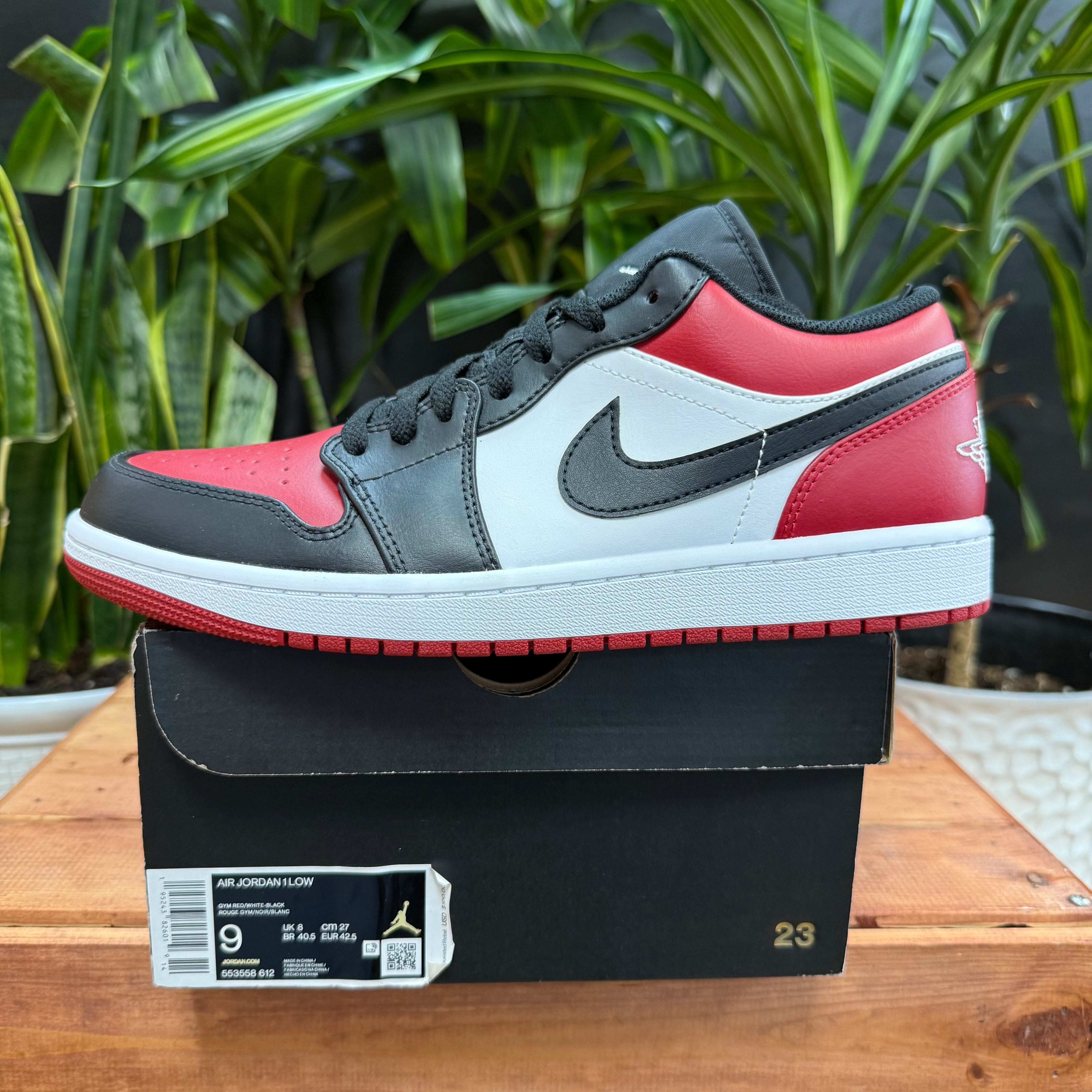 Jordan 1 Low Bred Toe, Mens 9, W10.5