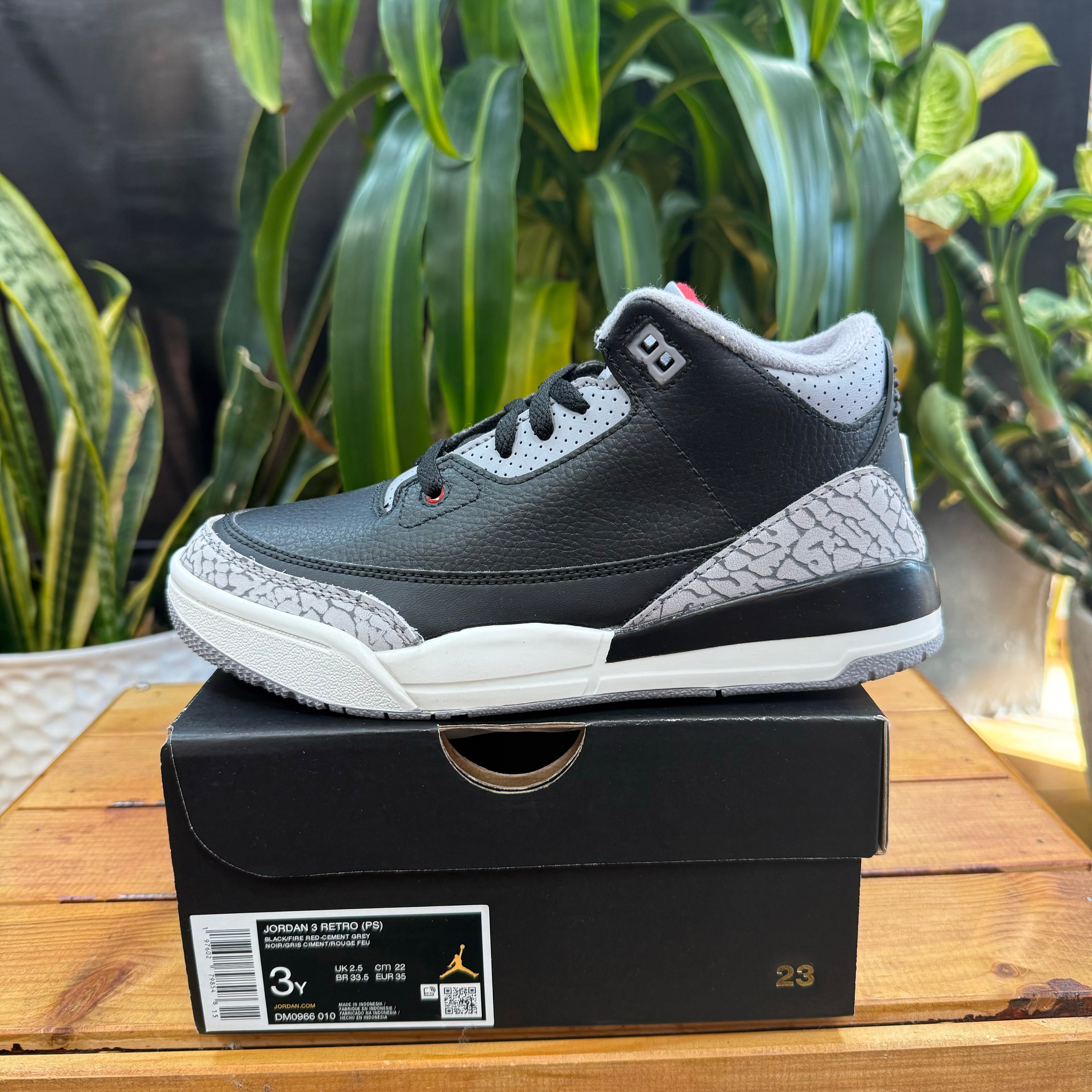 Jordan 3 Retro 'Black Cement', Mens 3, Womens 4.5