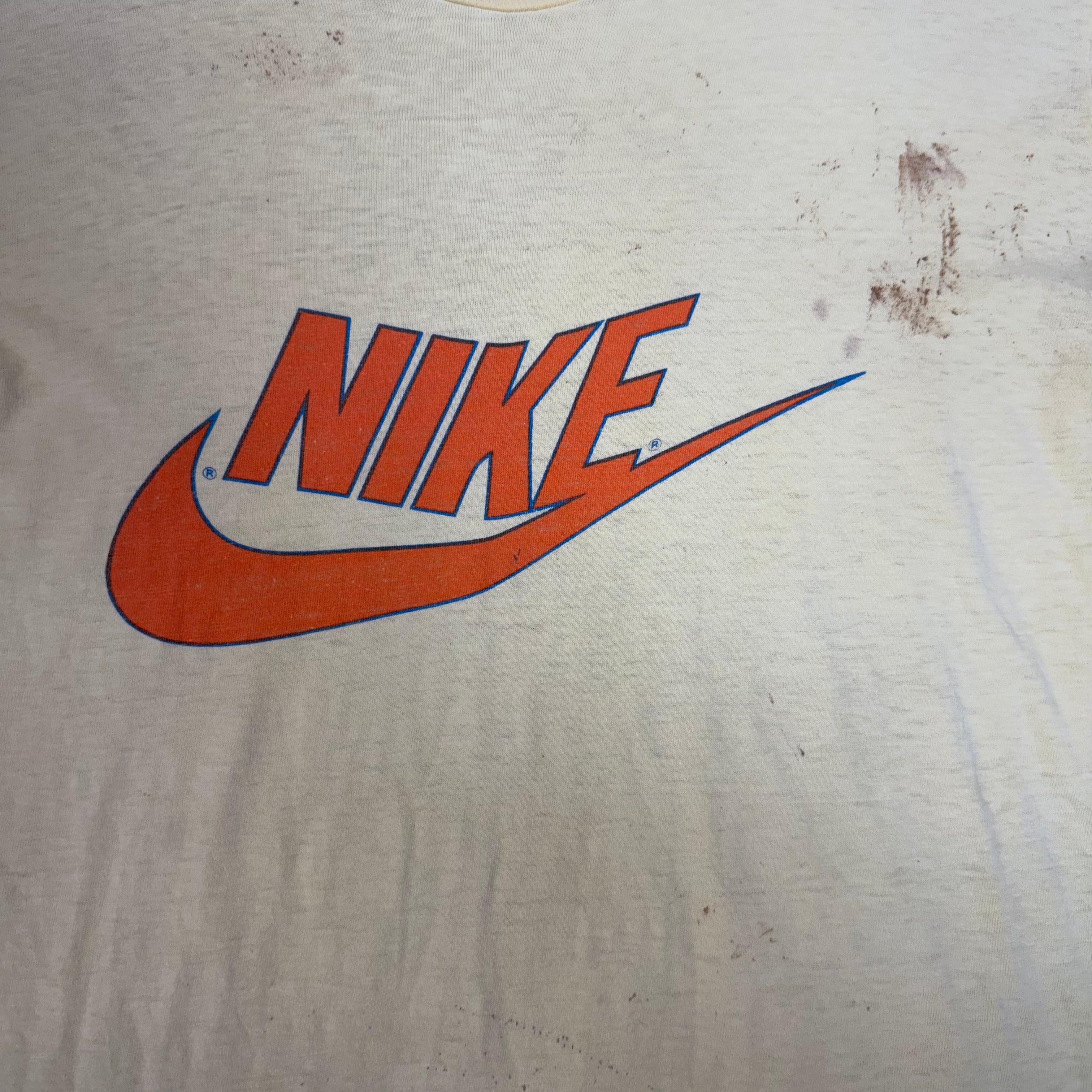 Nike Vintage Yellow Pinwheel Tag