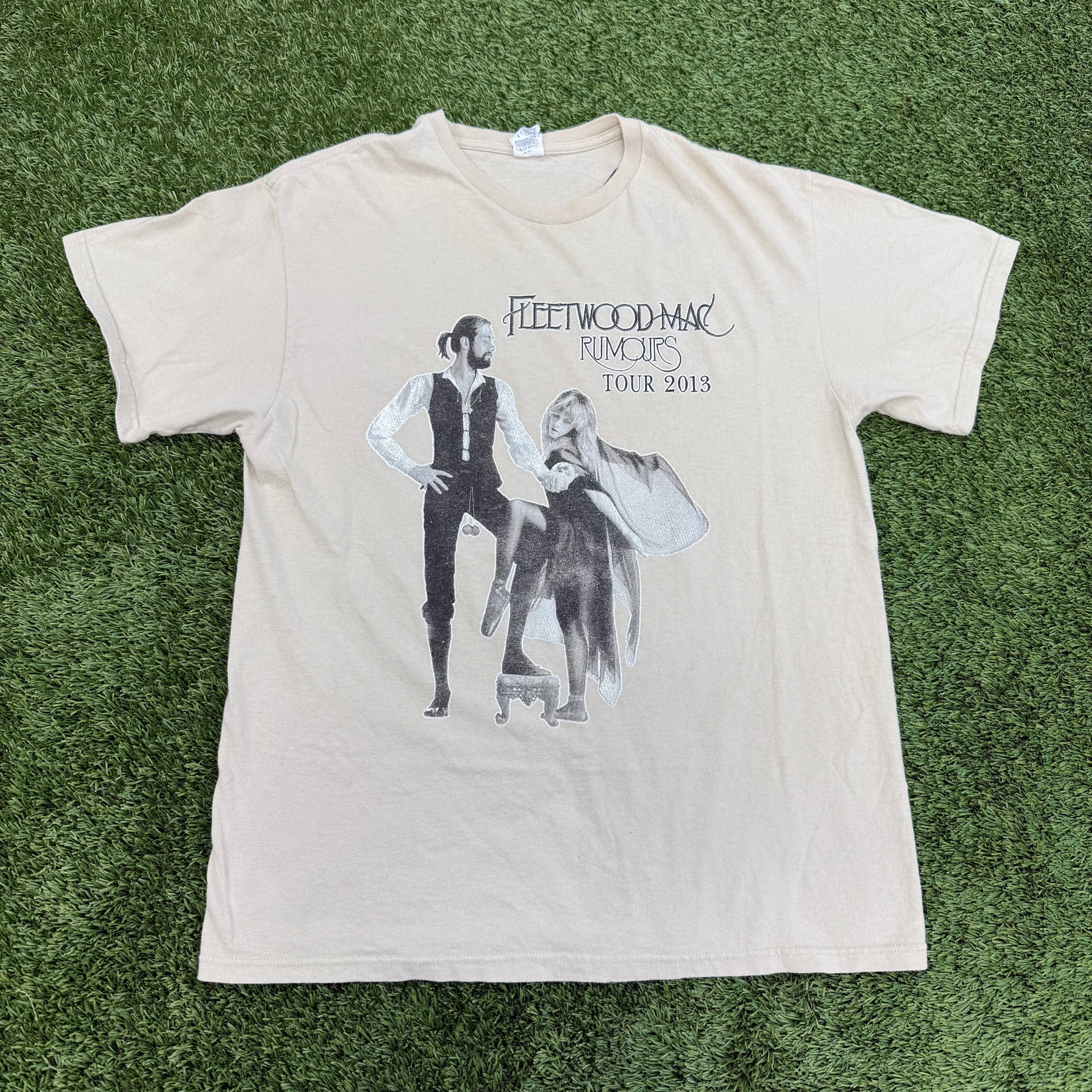 Vintage Fleetwood Mac Rumors Tour 2013, M