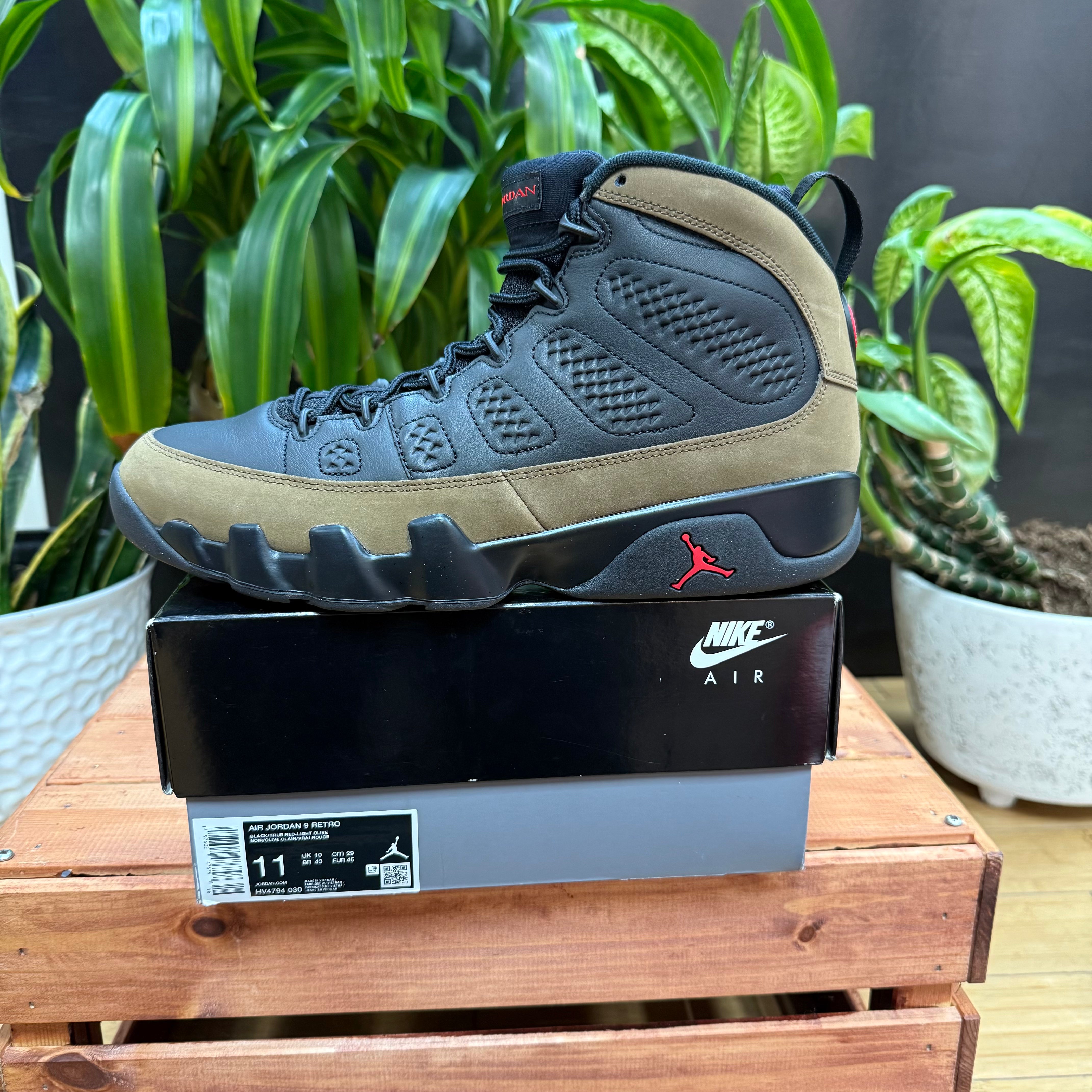 Nike Jordan 9 Retro Olive, Mens 11, W12.5