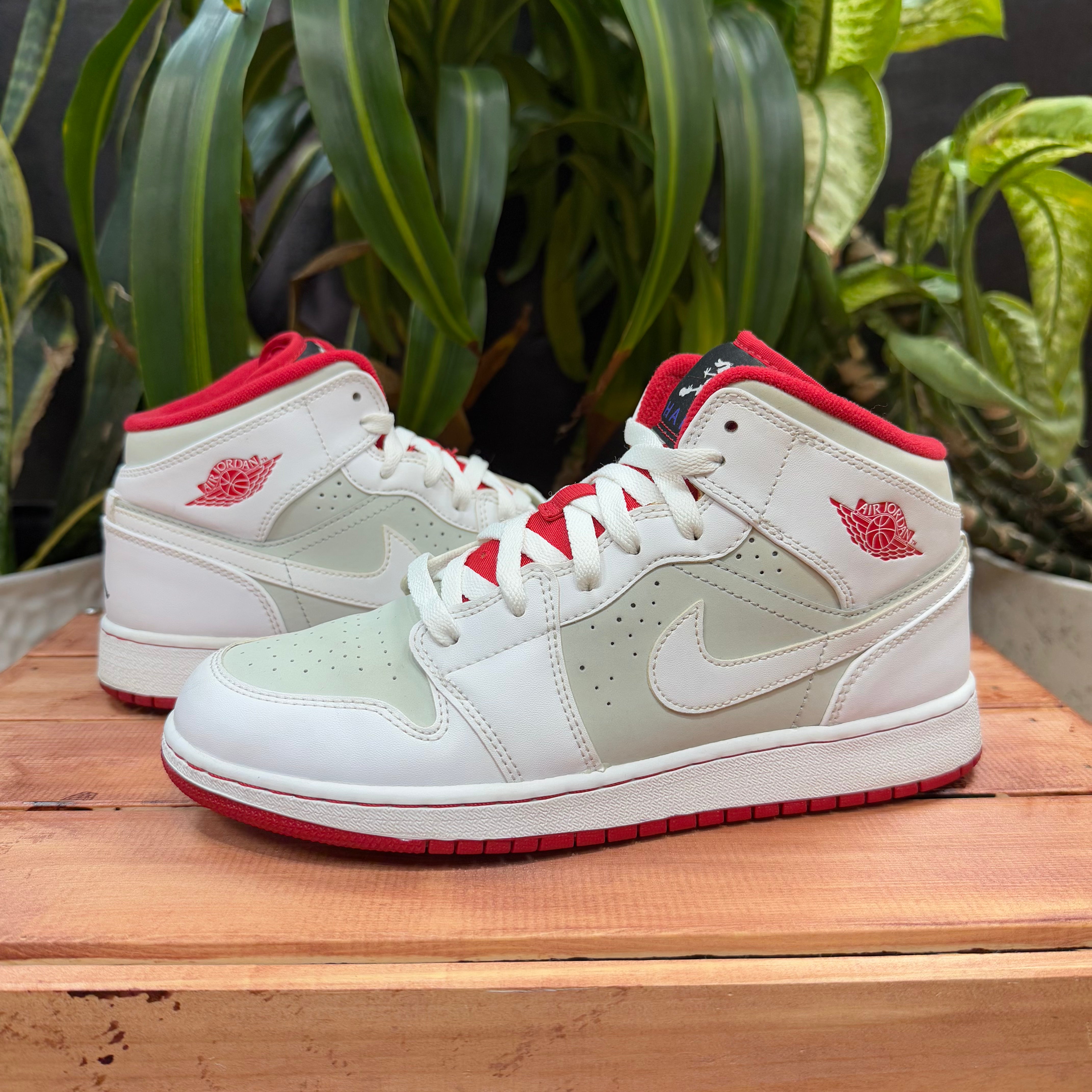 Jordan 1 Retro Hare Jordan, Mens 6.5, W8