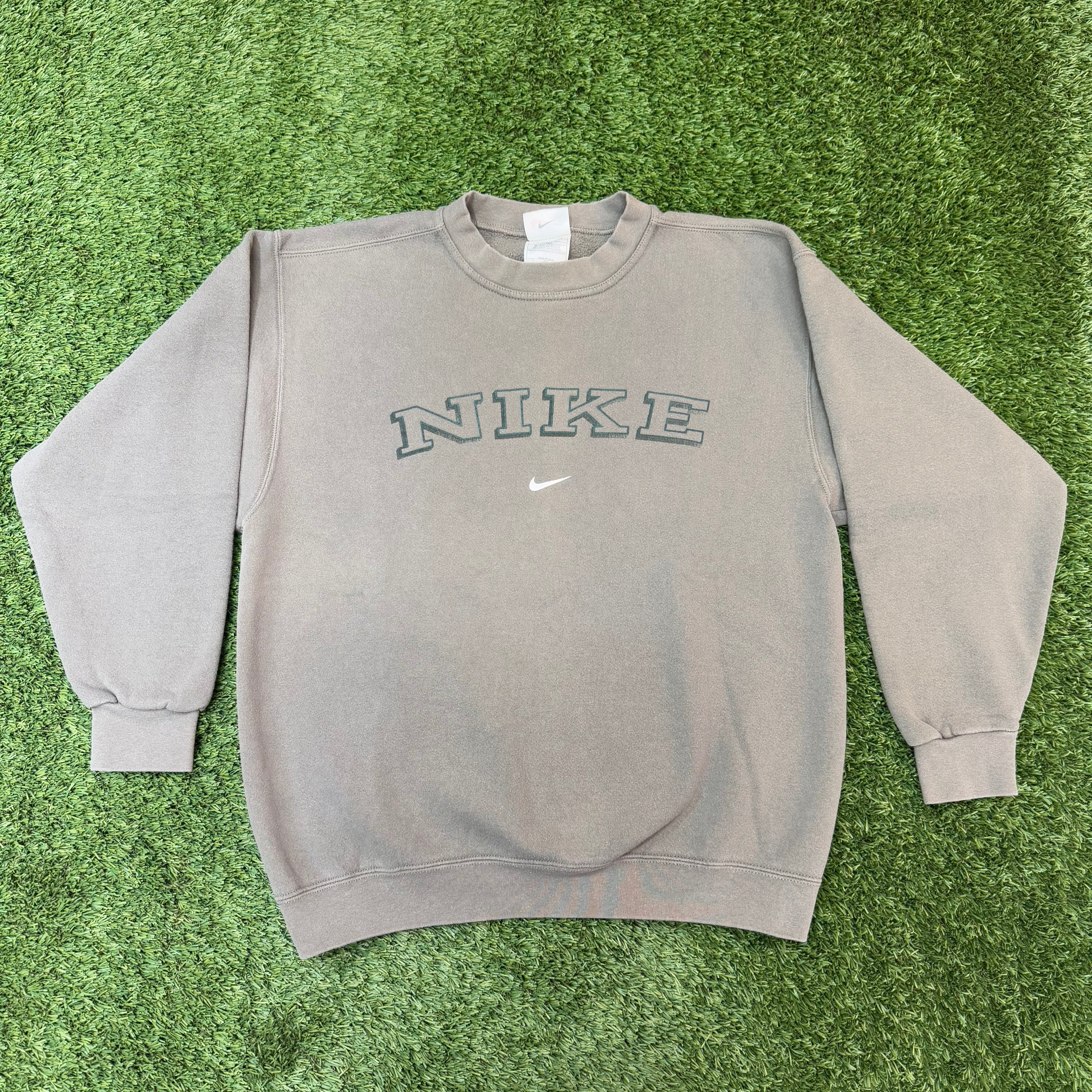 Nike Vintage Gray Center Swoosh Crewneck, M