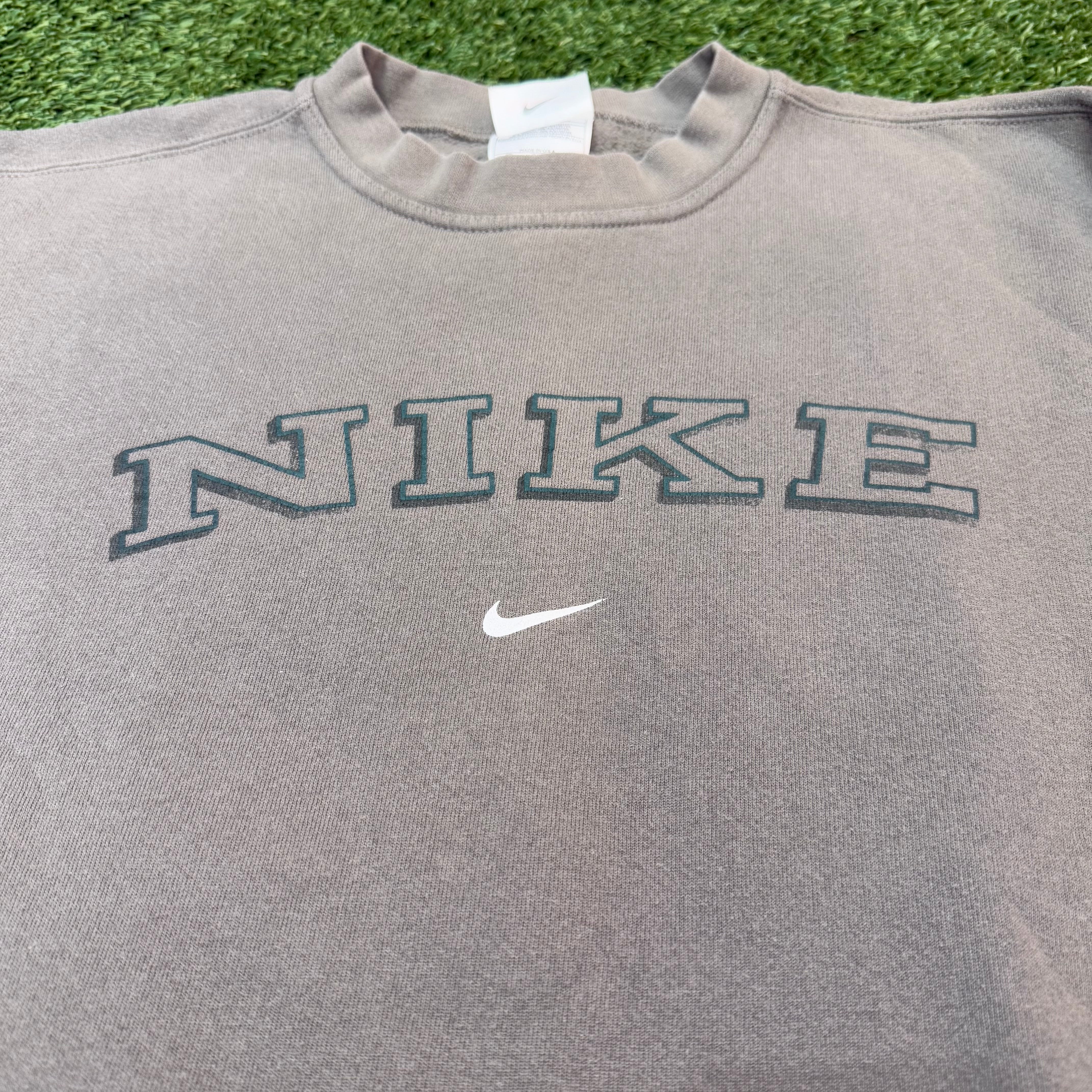 Nike Vintage Gray Center Swoosh Crewneck, M