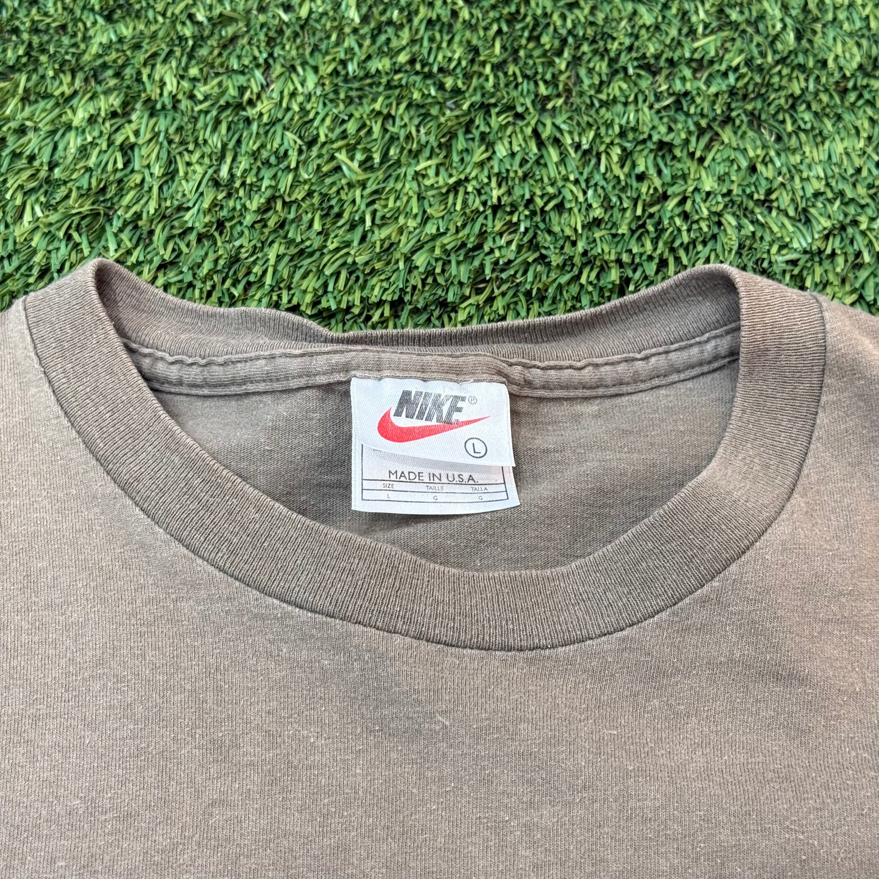 Nike Vintage Center Swoosh Brown Graphic Shirt, L