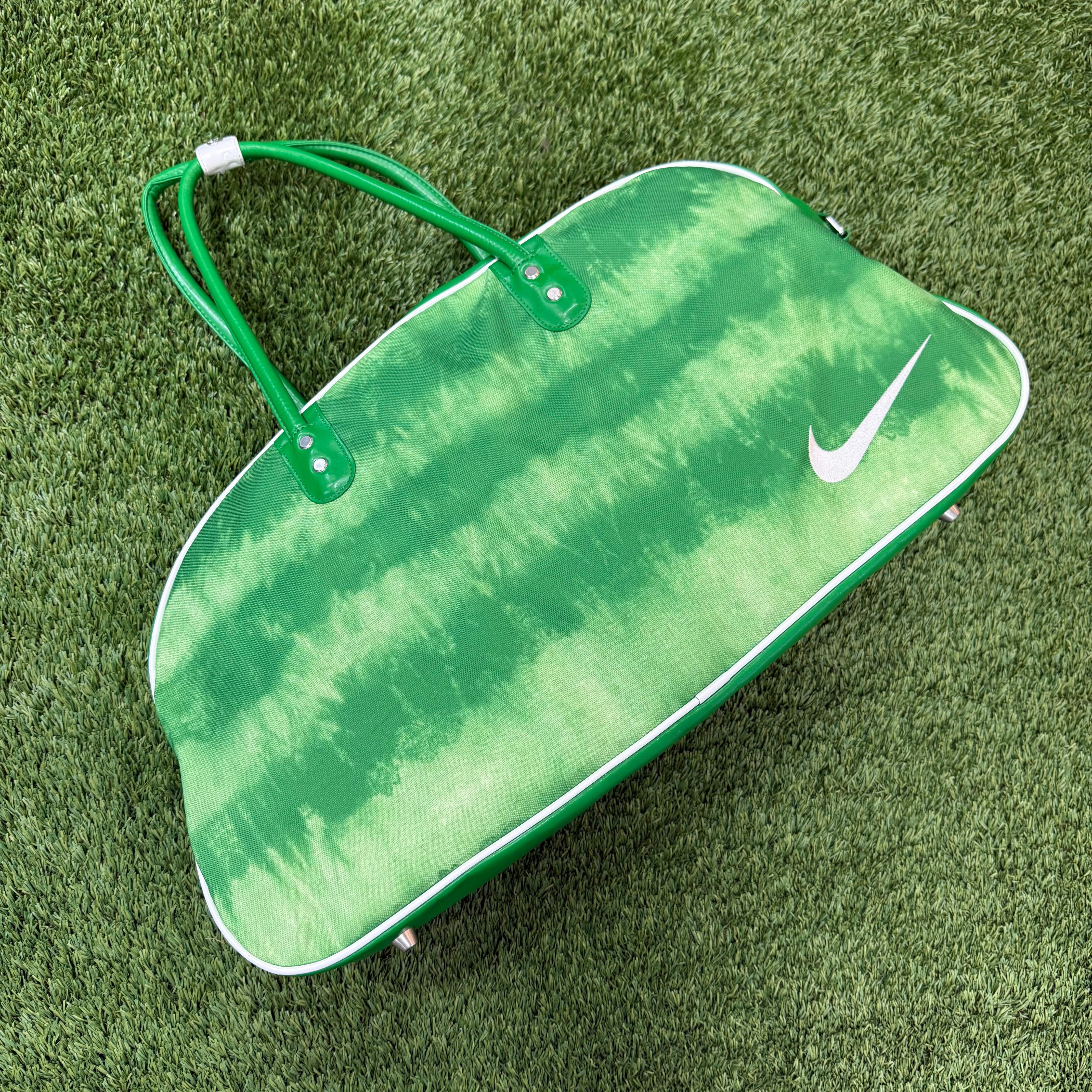 Nike Vintage Green Gym Bag