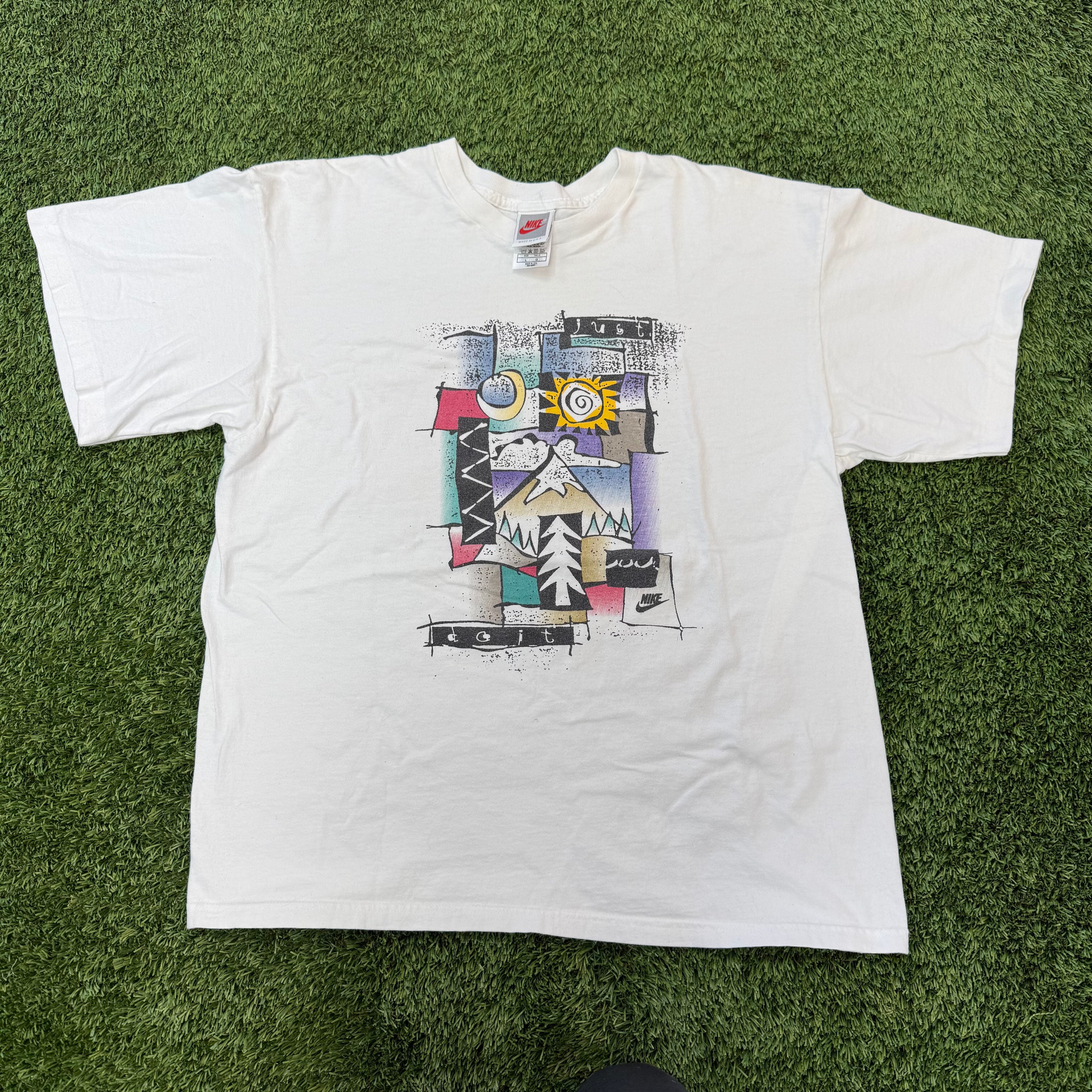 Nike Vintage 'Just Do It' White Short Sleeve, L