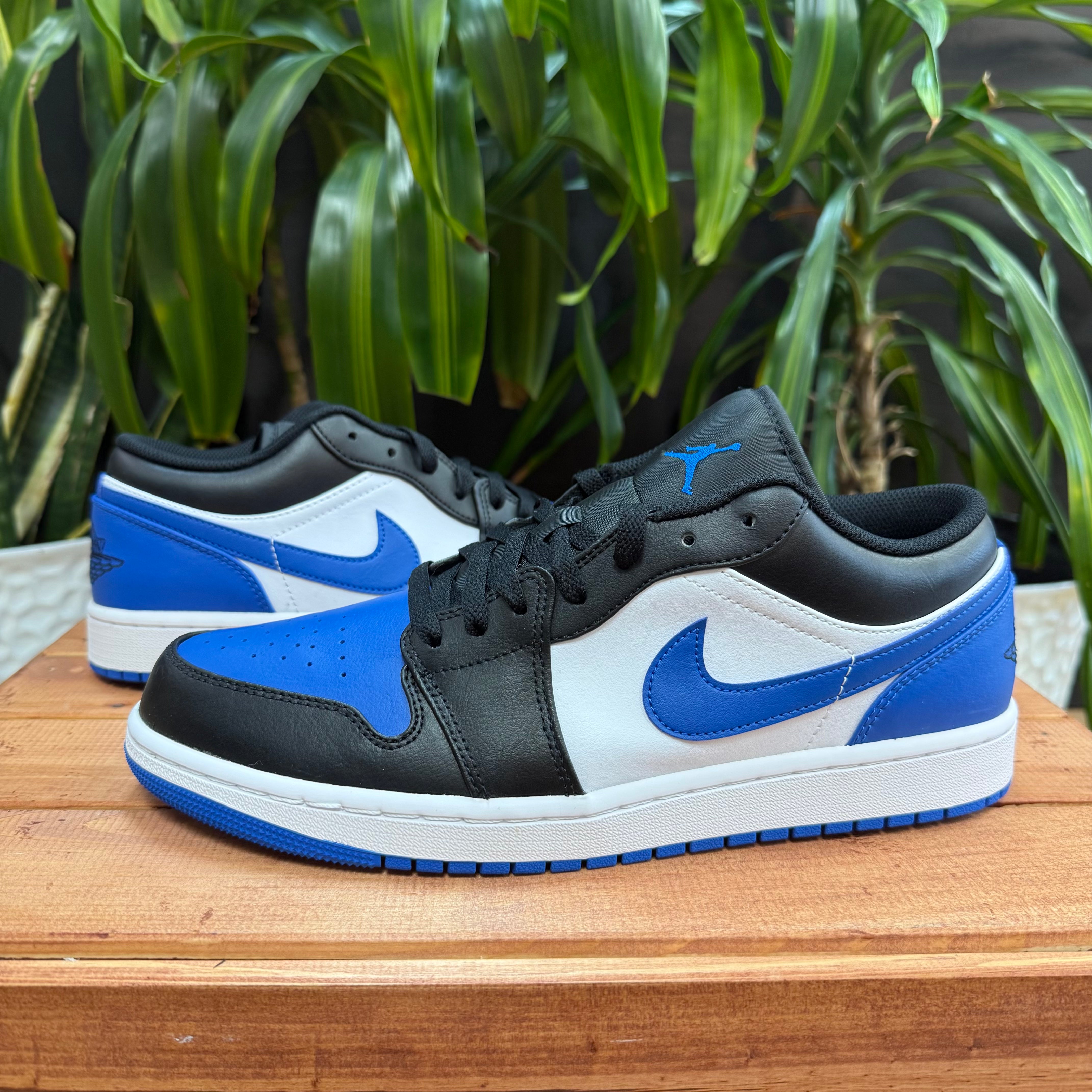 Jordan 1 Low Alternate Royal Toe, Mens 10, W11.5