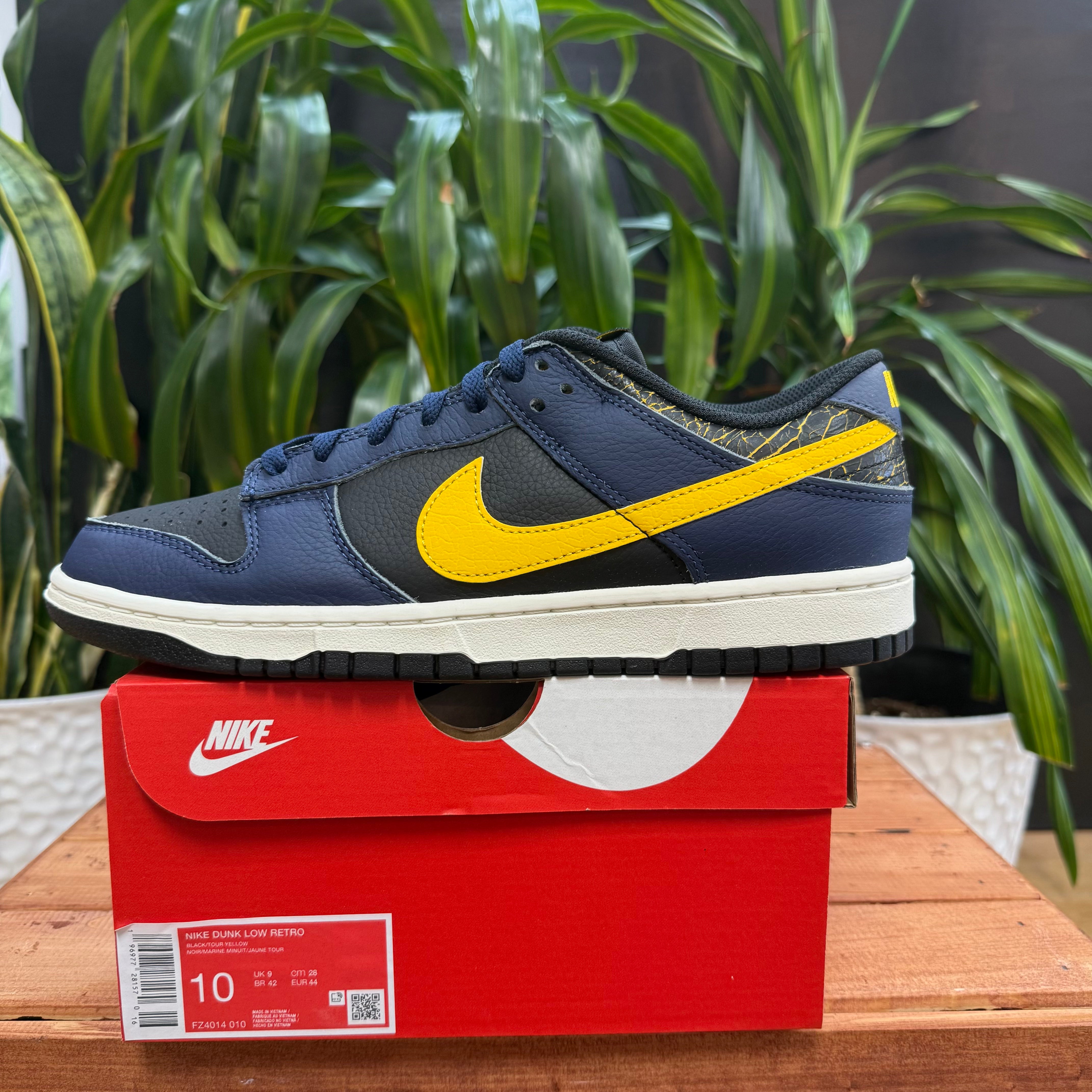 Nike Dunk Low Vintage 'Michigan', Mens 10, W11.5