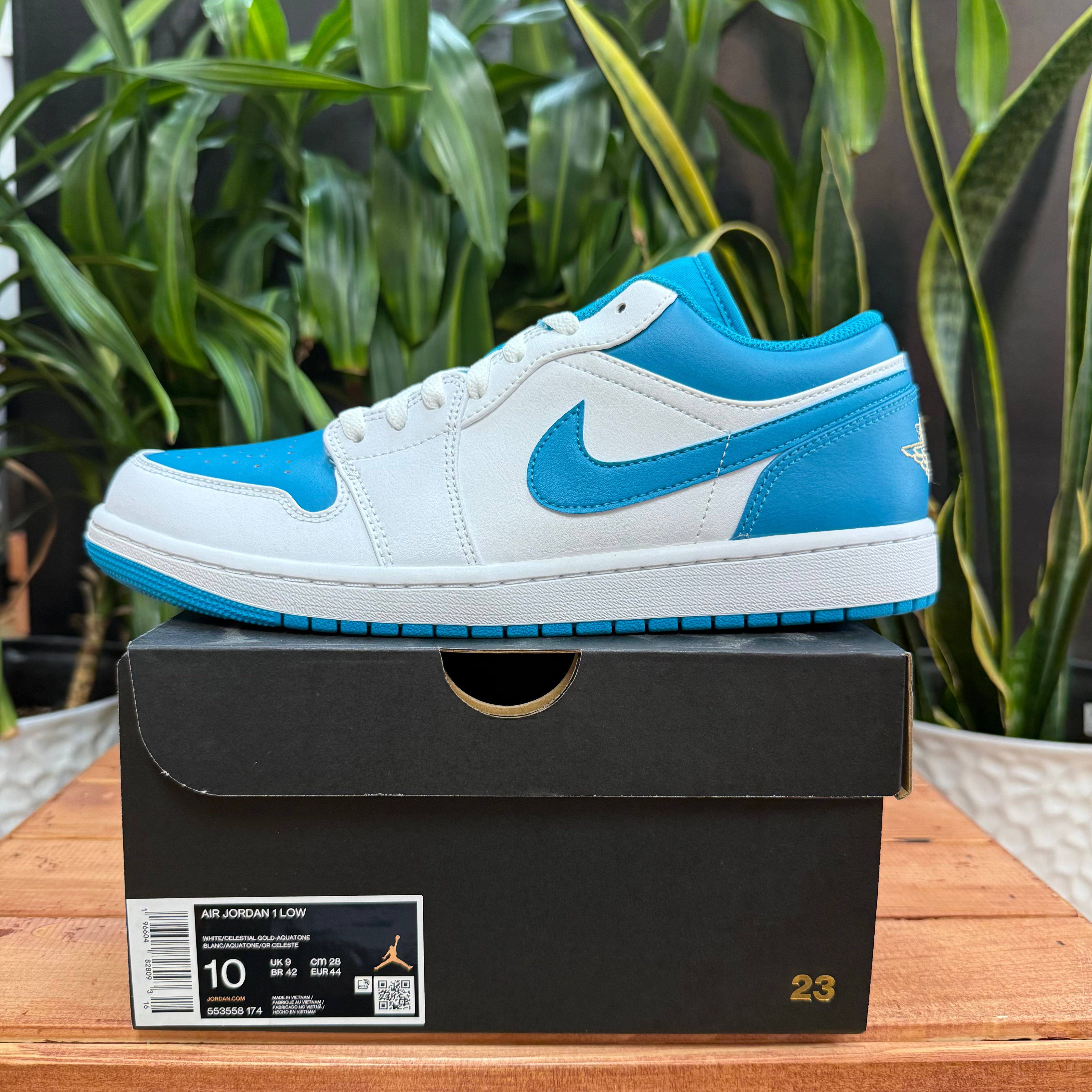 Nike Air Jordan 1 Low Aquatone White Teal, Mens 10, W11.5