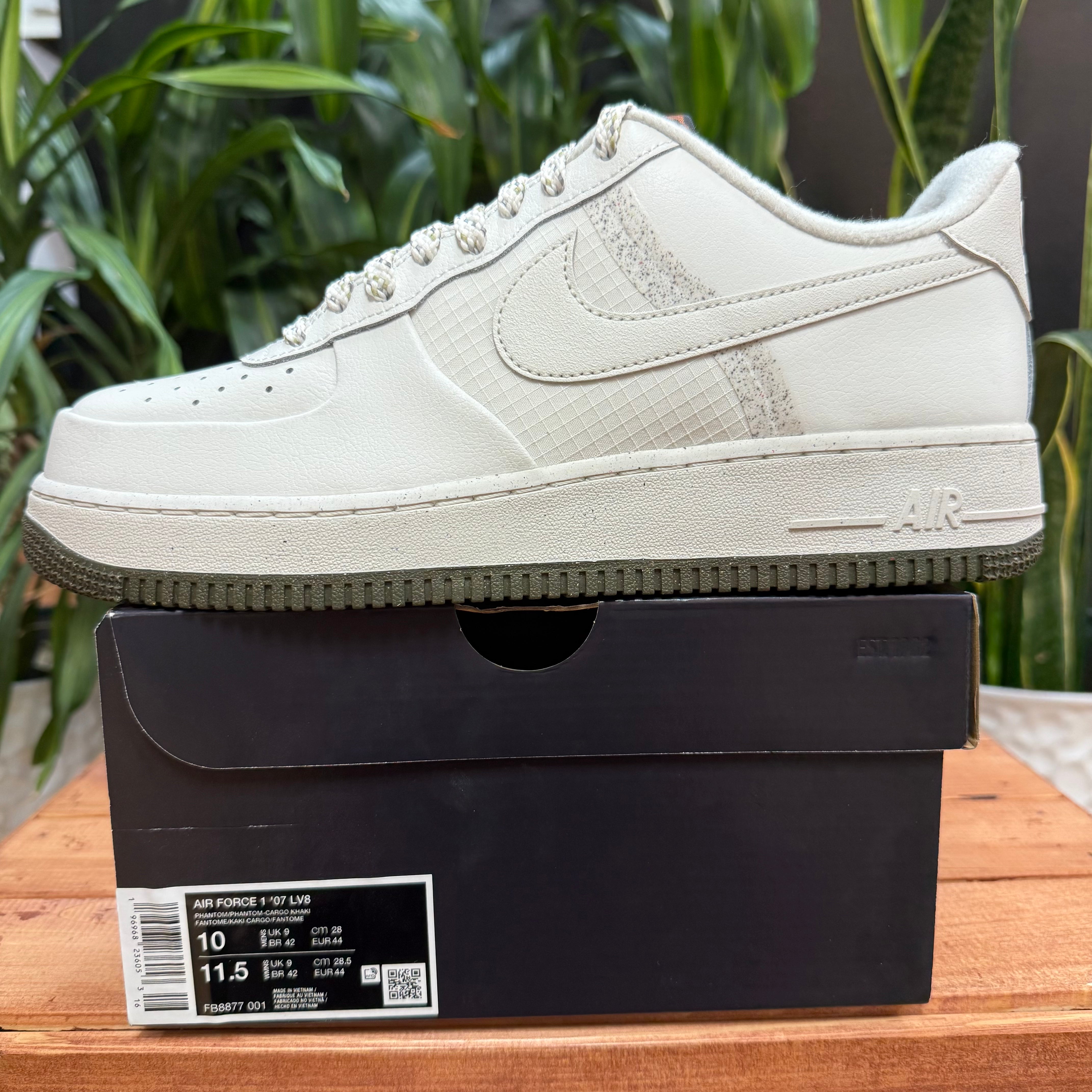 Nike Air Force 1 '07 LV8 Cargo Khaki Dark Russet, Mens 10, W11.5