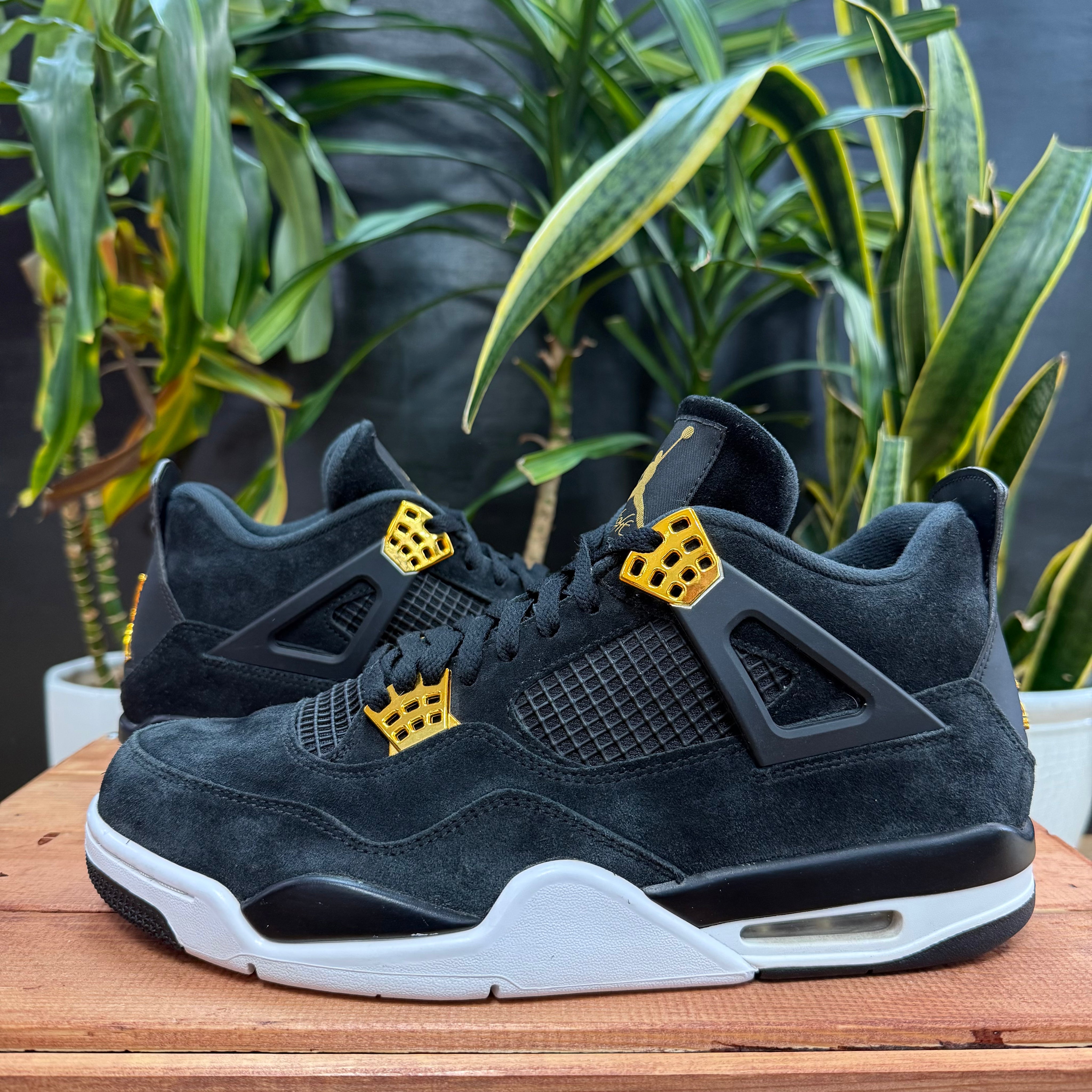 Air Jordan 4 Retro Royalty