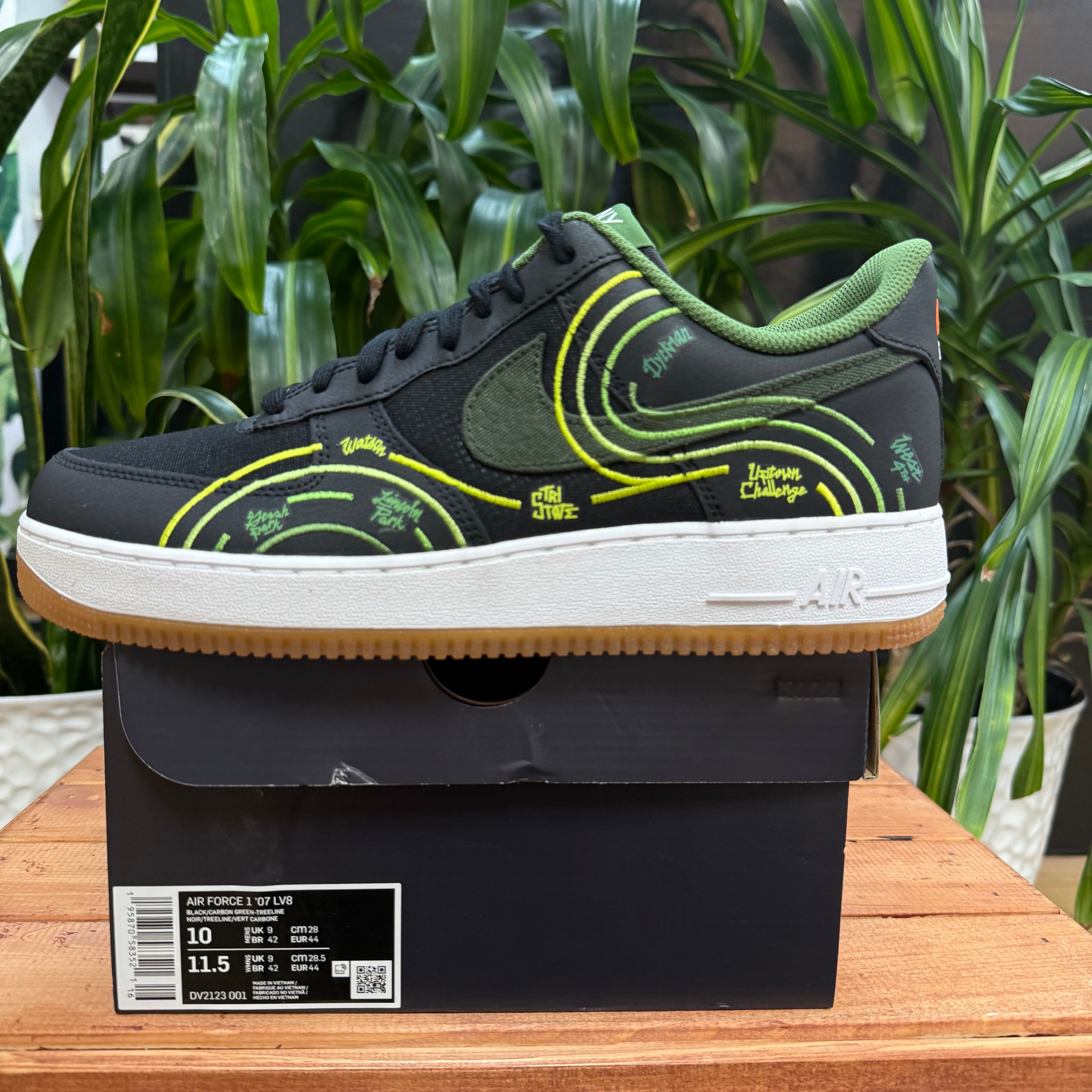 Nike Air Force 1 '07 LV8 Black/Carbon Green-Treeline, Mens 10, W11.5