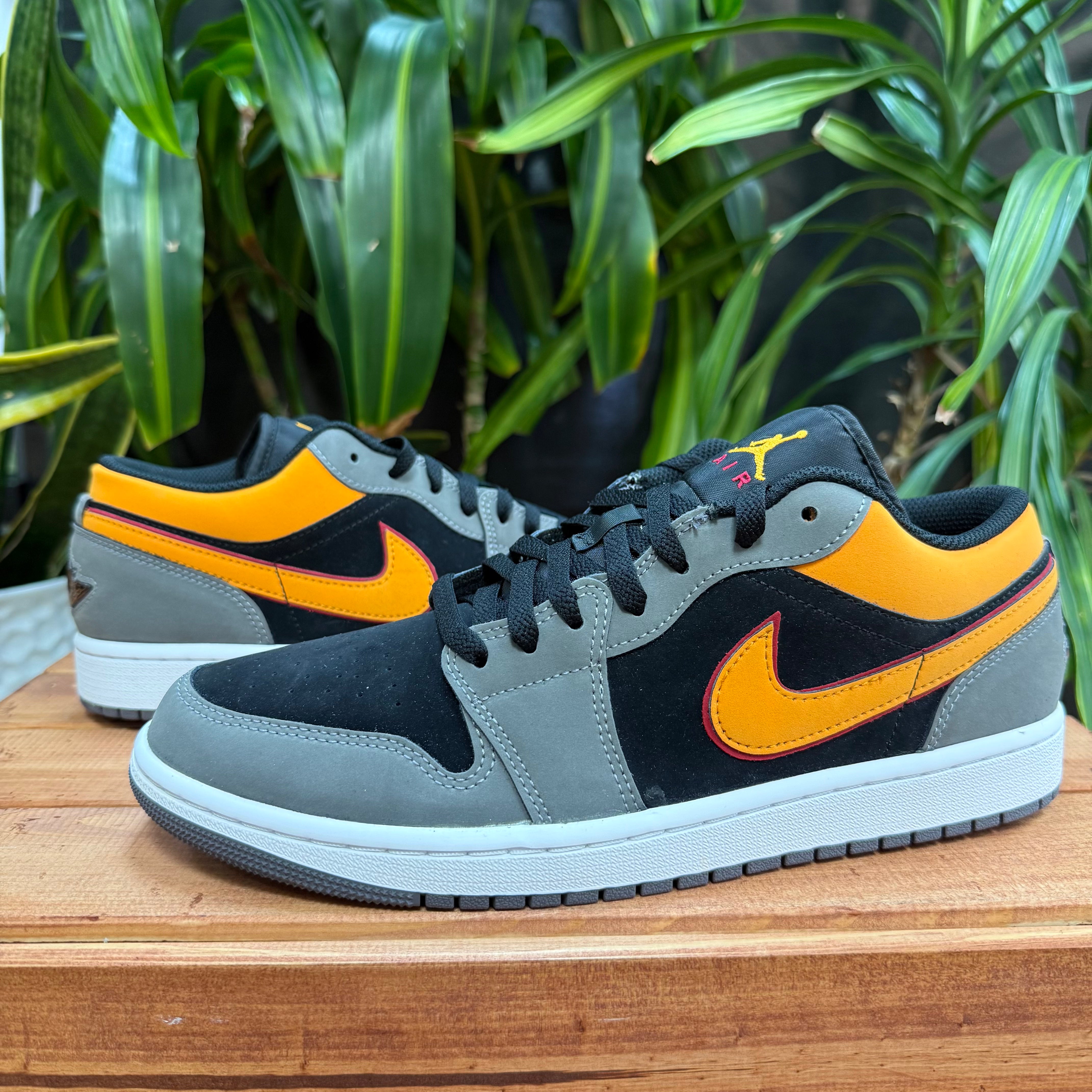 Nike Air Jordan 1 Low 'Vivid Orange', Mens 10, W11.5