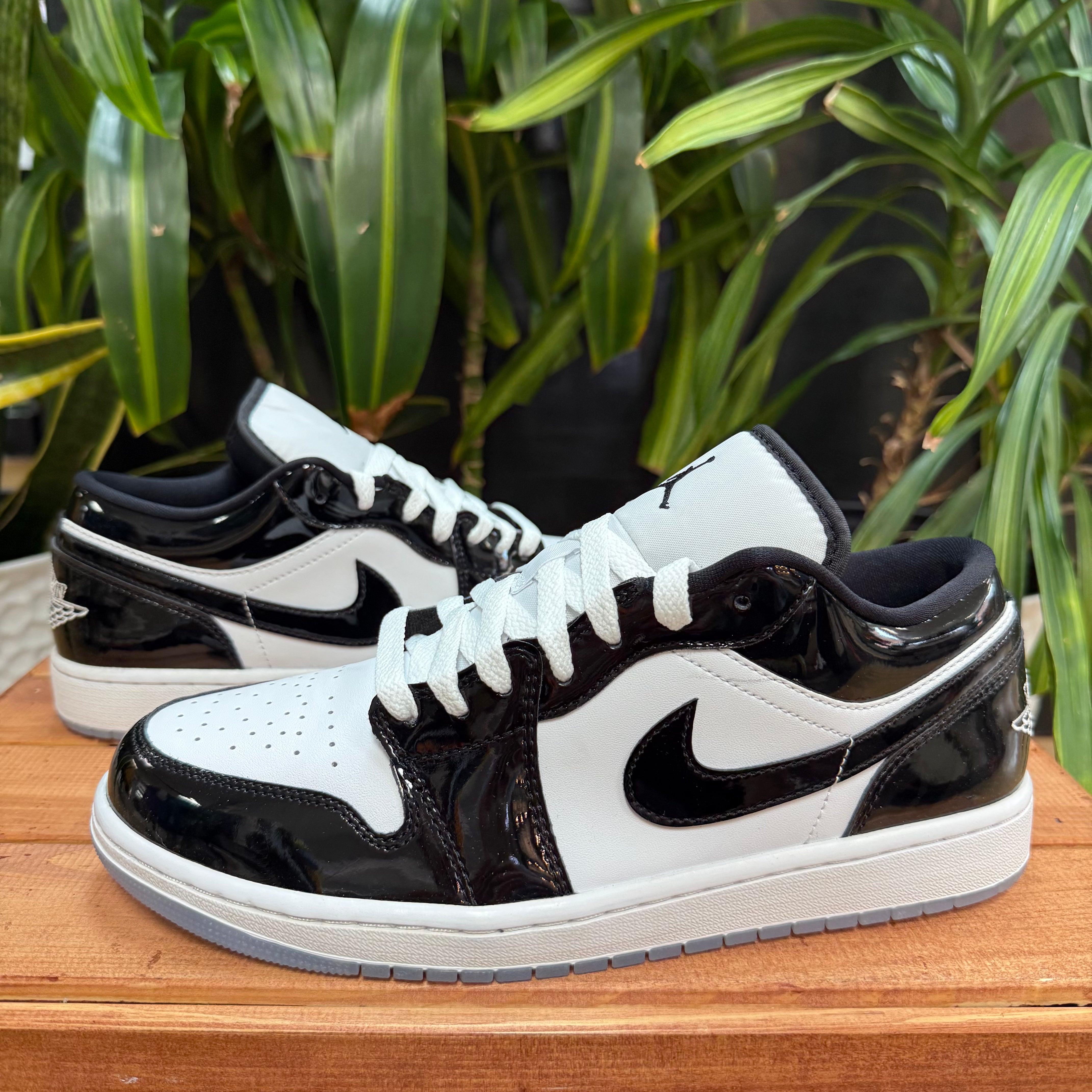 Nike r Jordan 1 Low SE 'Concord', Mens 10, W11.5