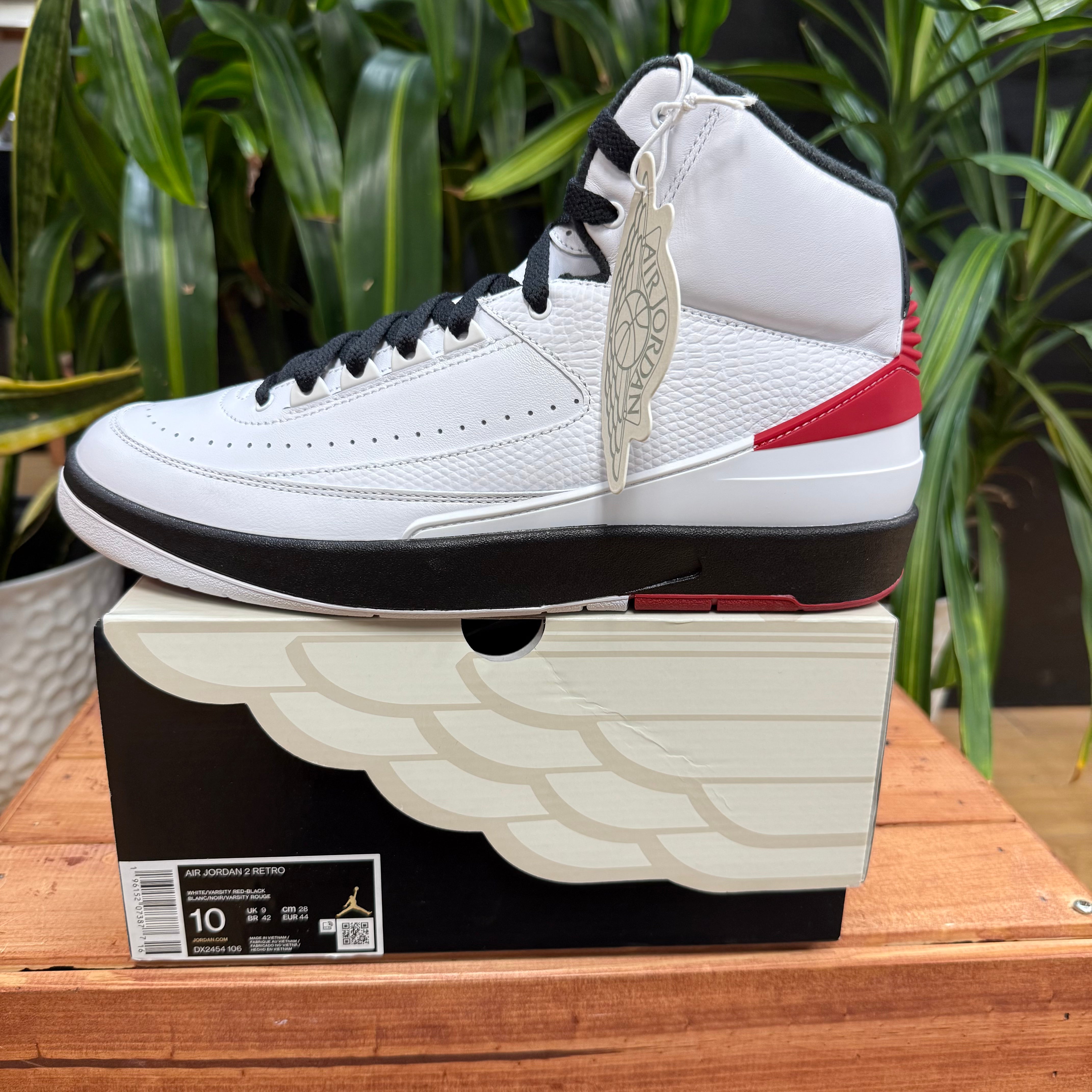 Nike Air Jordan 2 Retro 'Chicago', Mens 10, W11.5