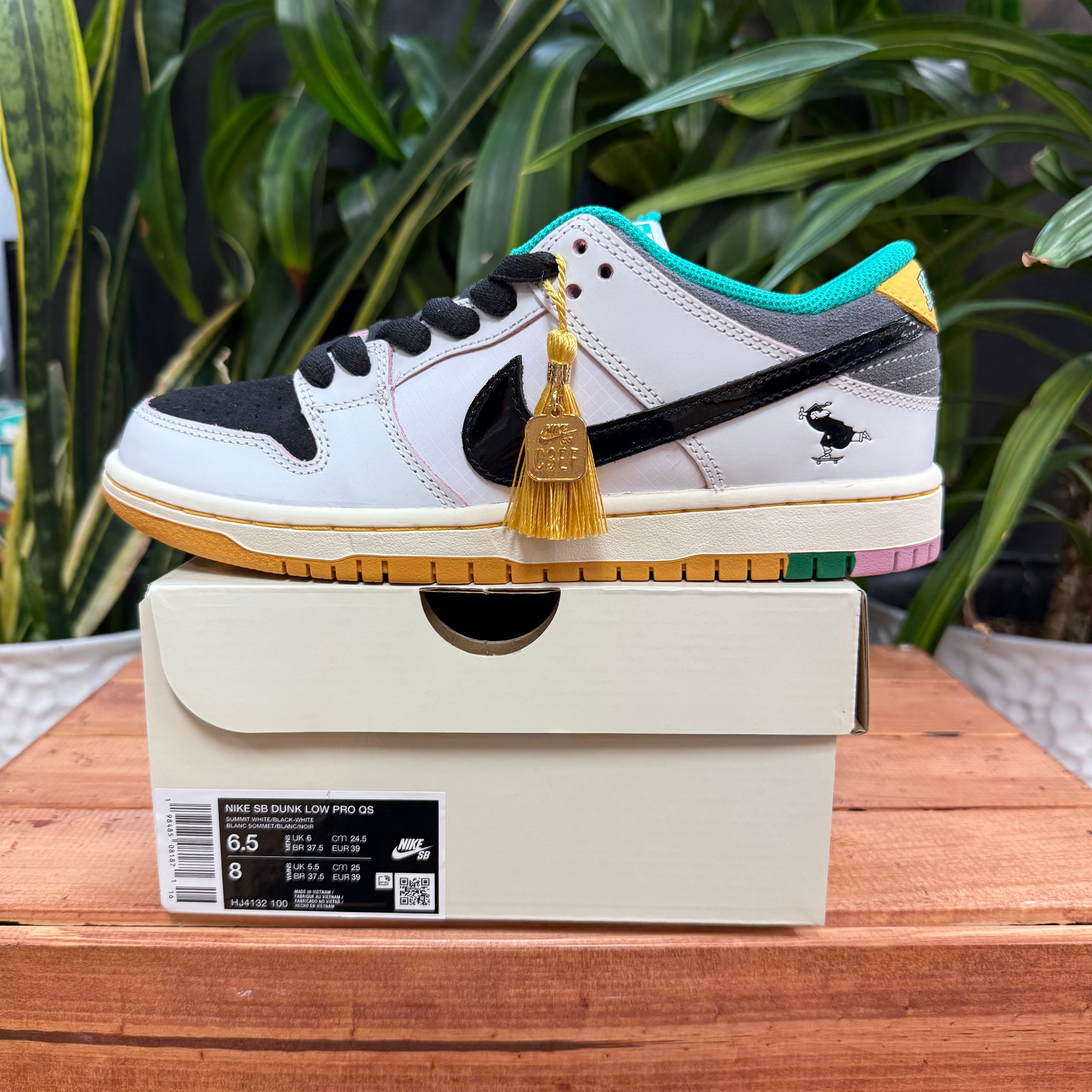 CSEF x Nike Dunk Low SB 'White Clear Emerald', Mens 6.5, W8