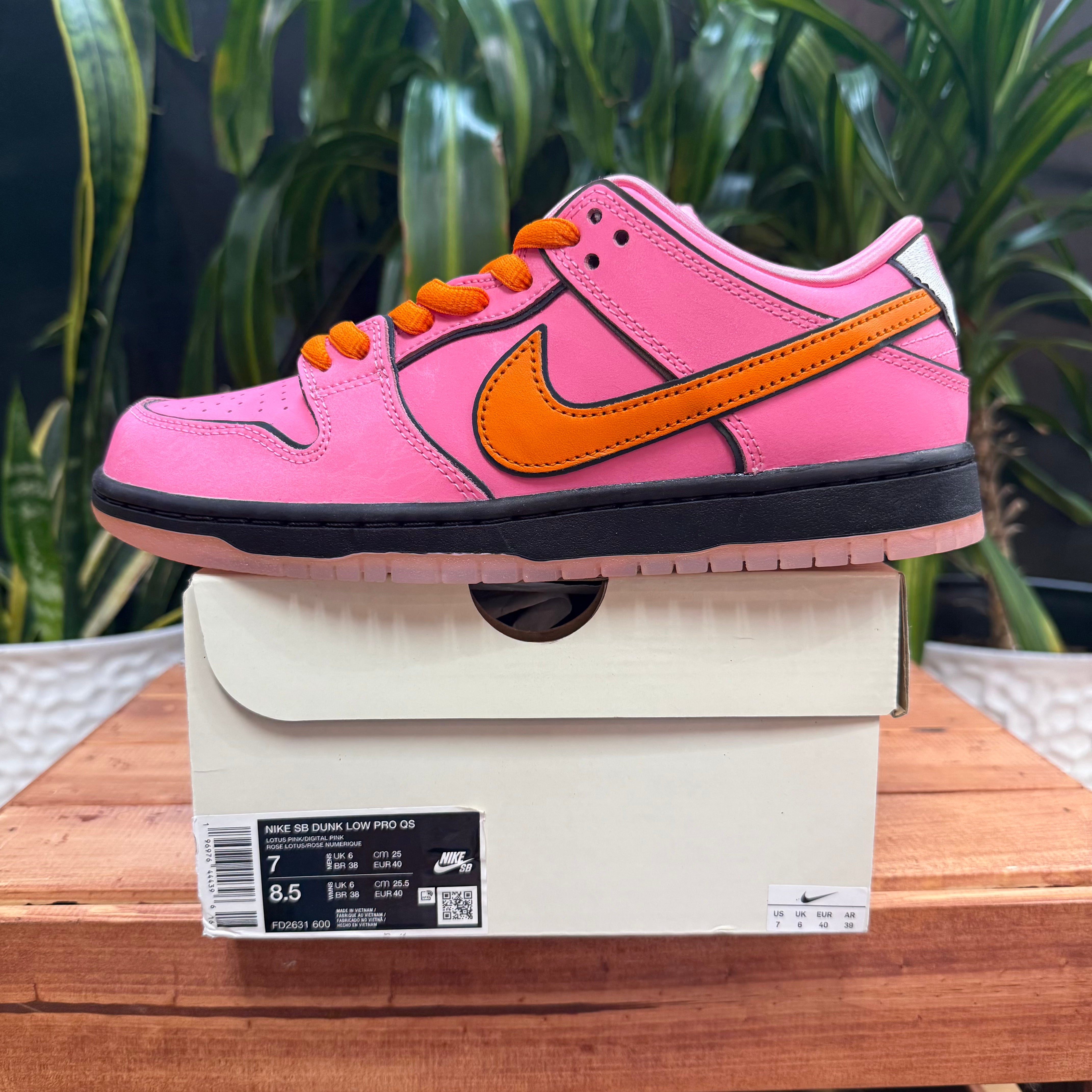 Nike SB Dunk Low x The Powerpuff Girls 'Blossom', Mens 7, W8.5