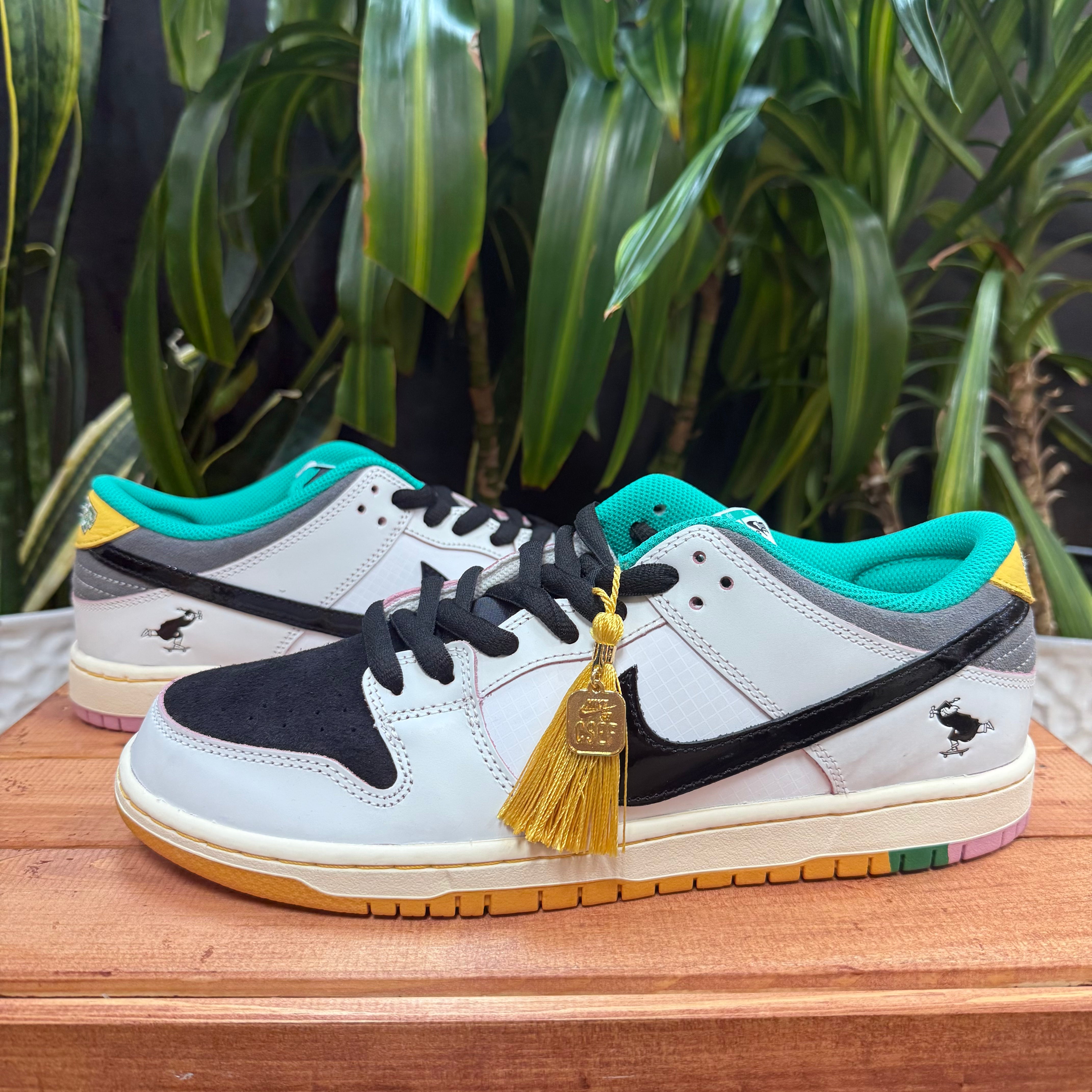 Nike SB Dunk Low x CSEF, Mens 11, W12.5