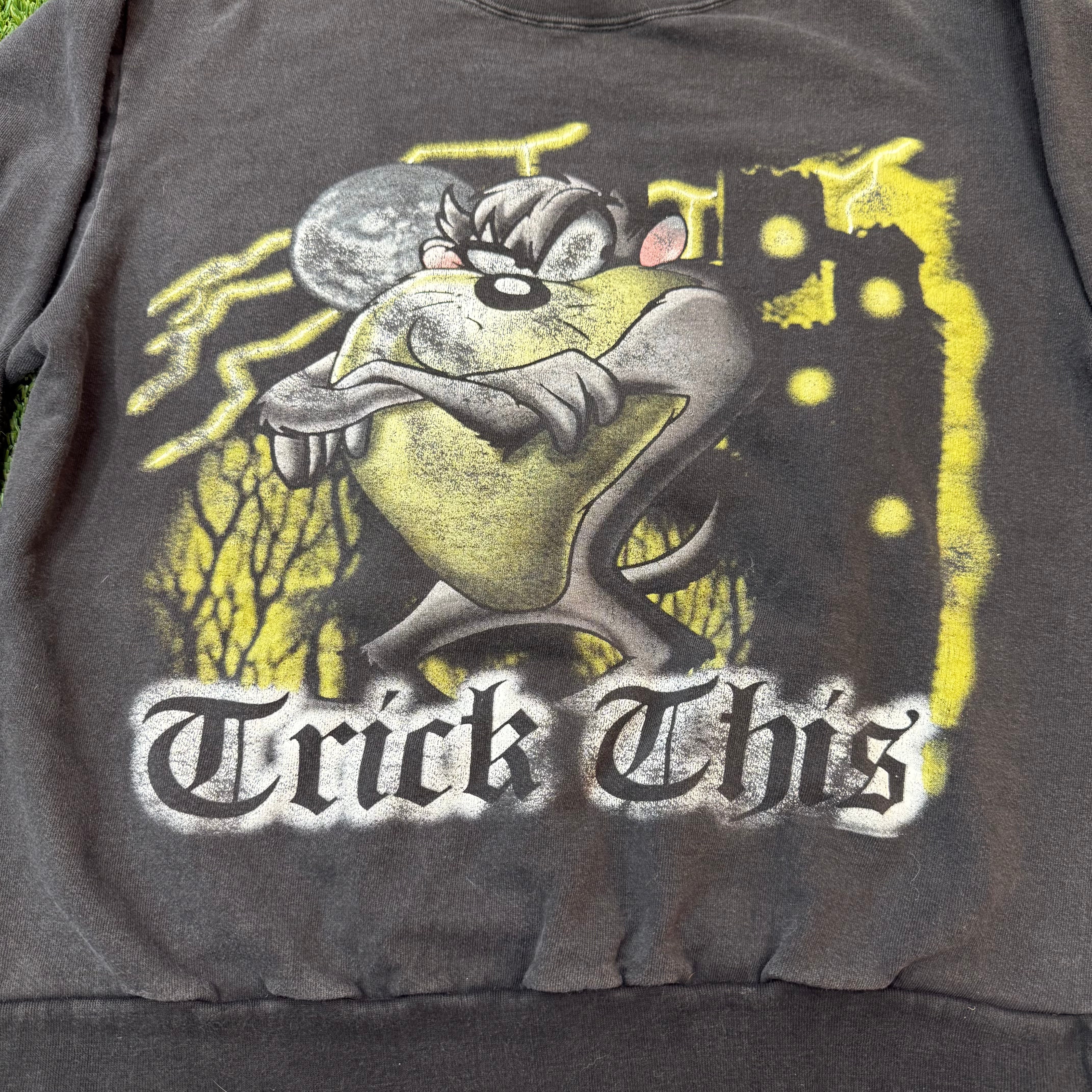 Vintage 1997 Looney Tunes Tasmanian Devil  Crewneck, M