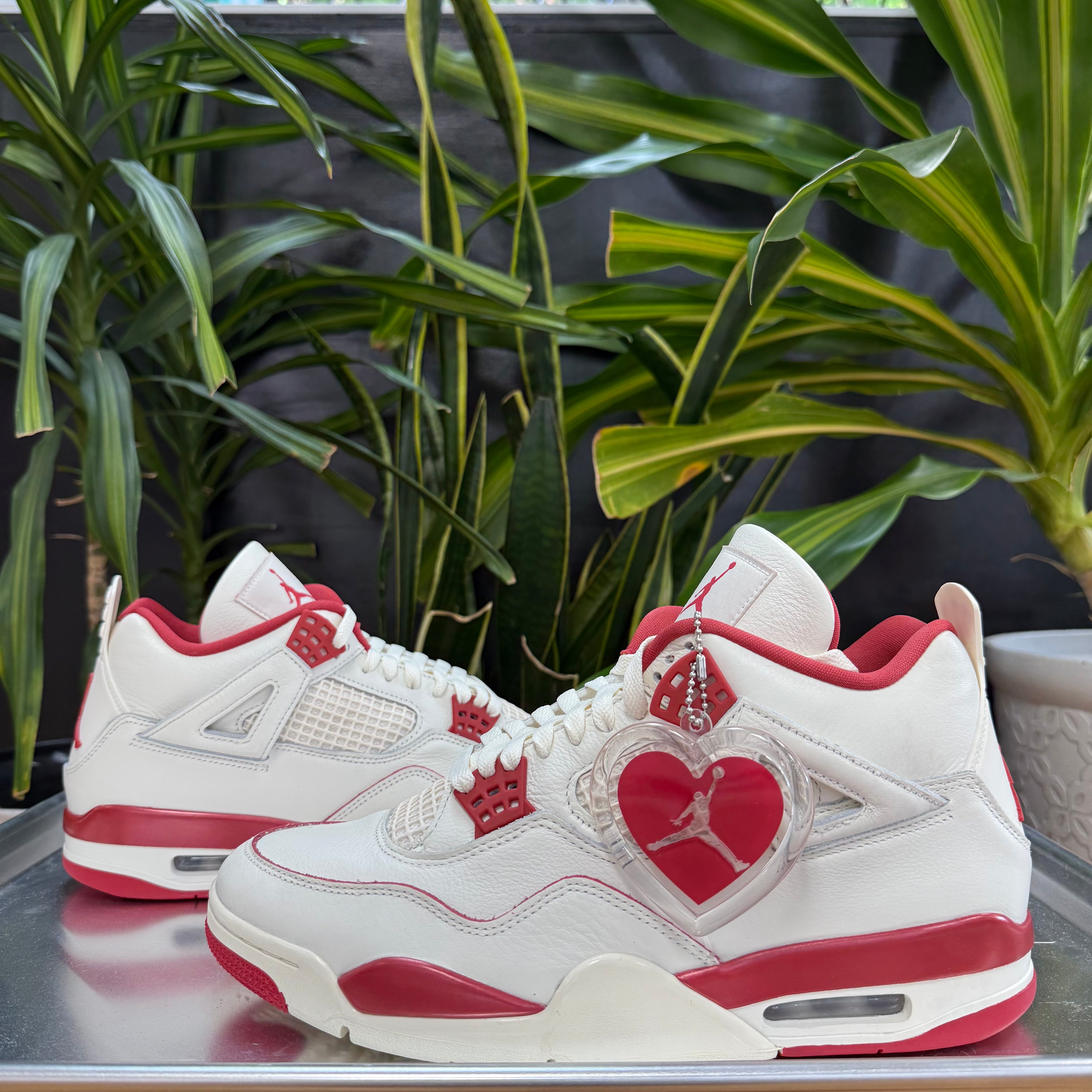 Jordan 4 Valentine's Day