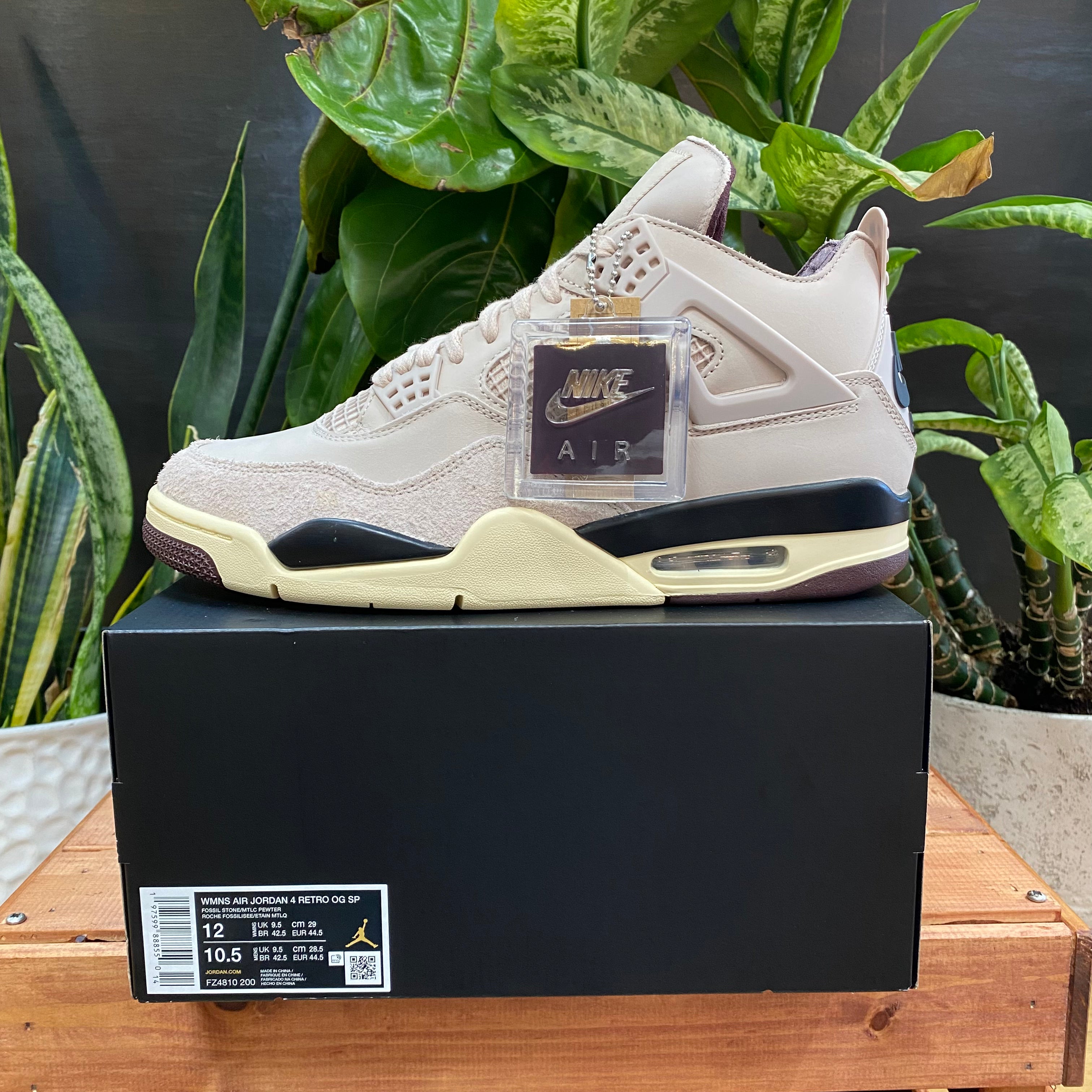 A Ma Maniere x Air Jordan 4 Phantom, Mens 10.5, W12