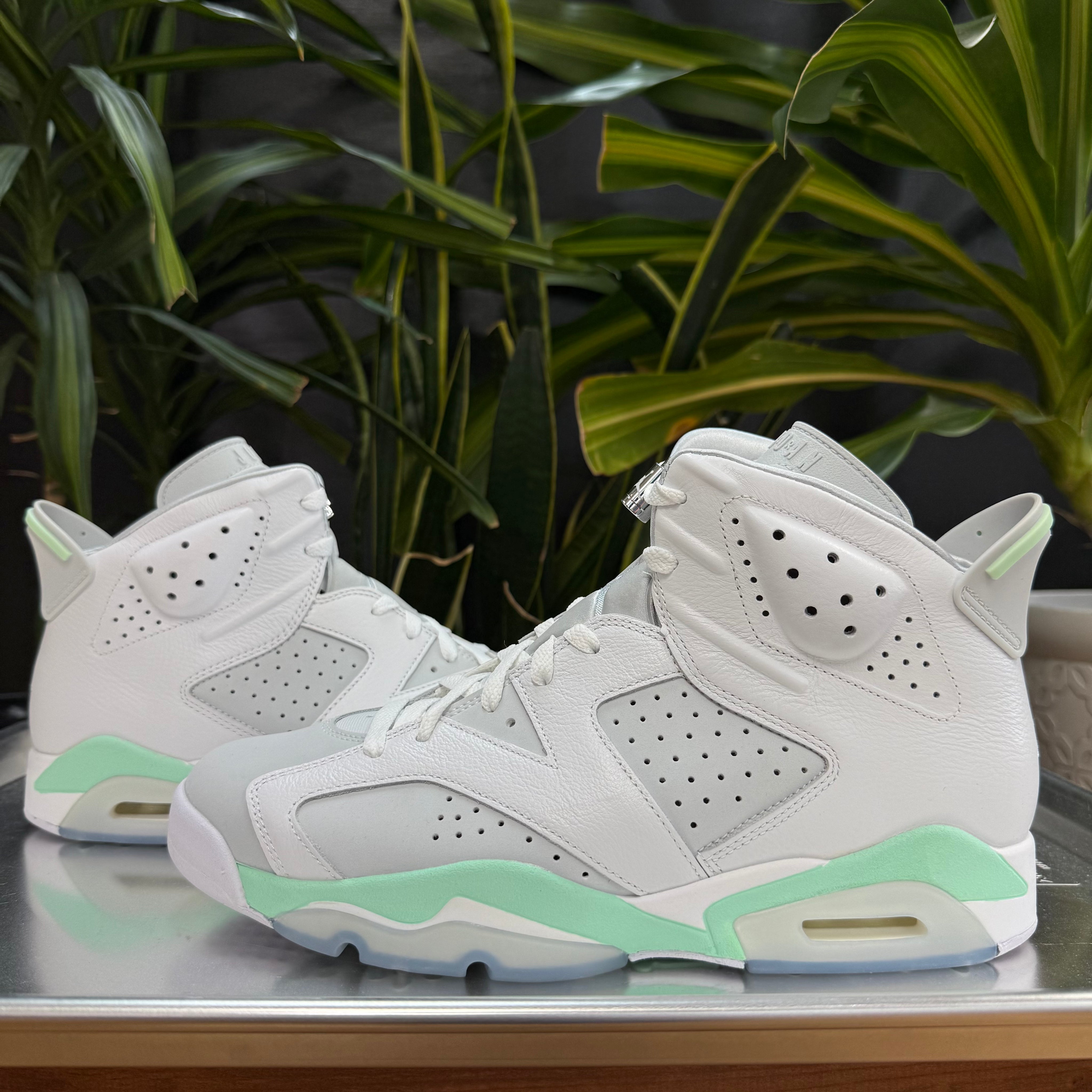 Jordan 6 Retro Mint Foam