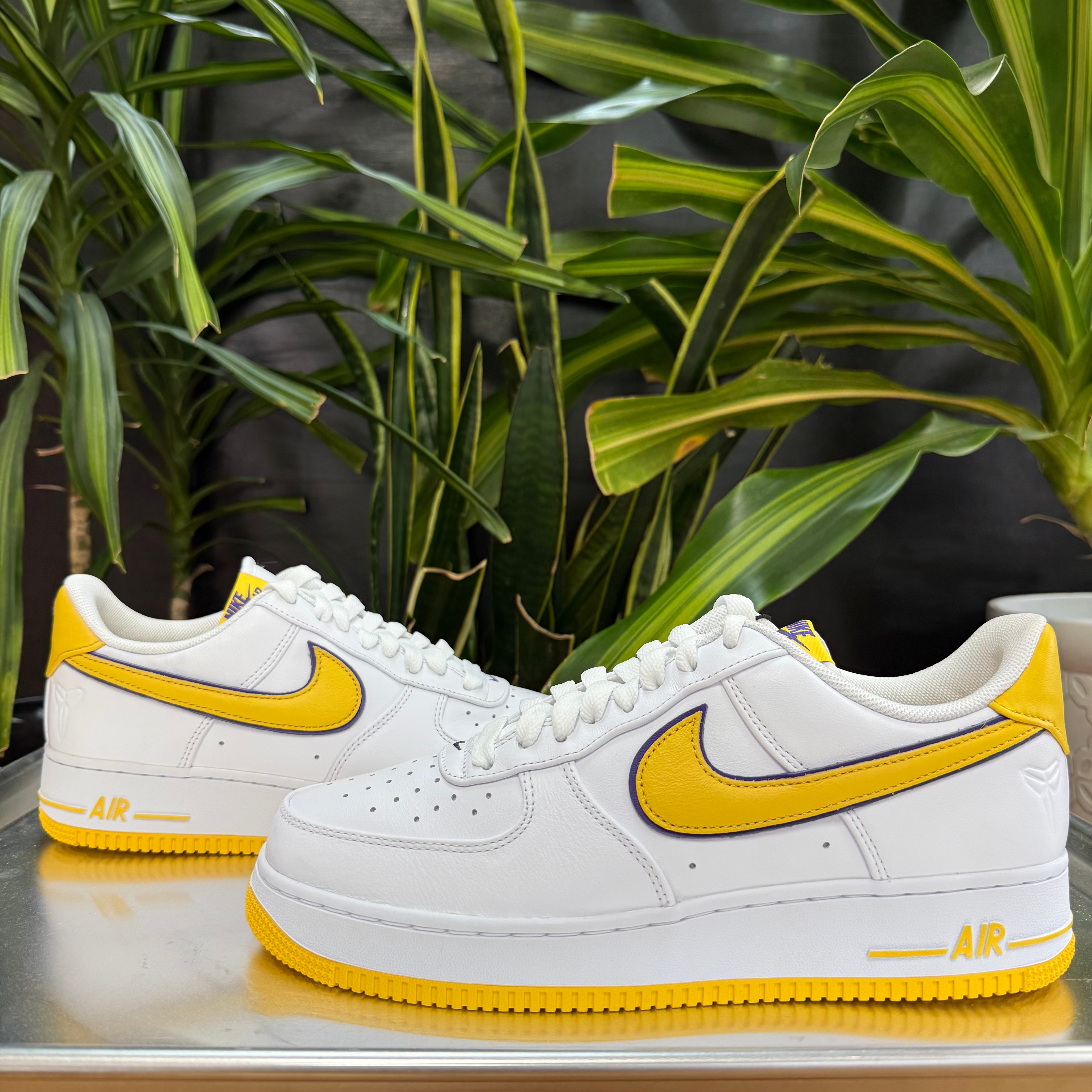 Nike Air Force 1 Low Retro QS Kobe Bryant Lakers Home
