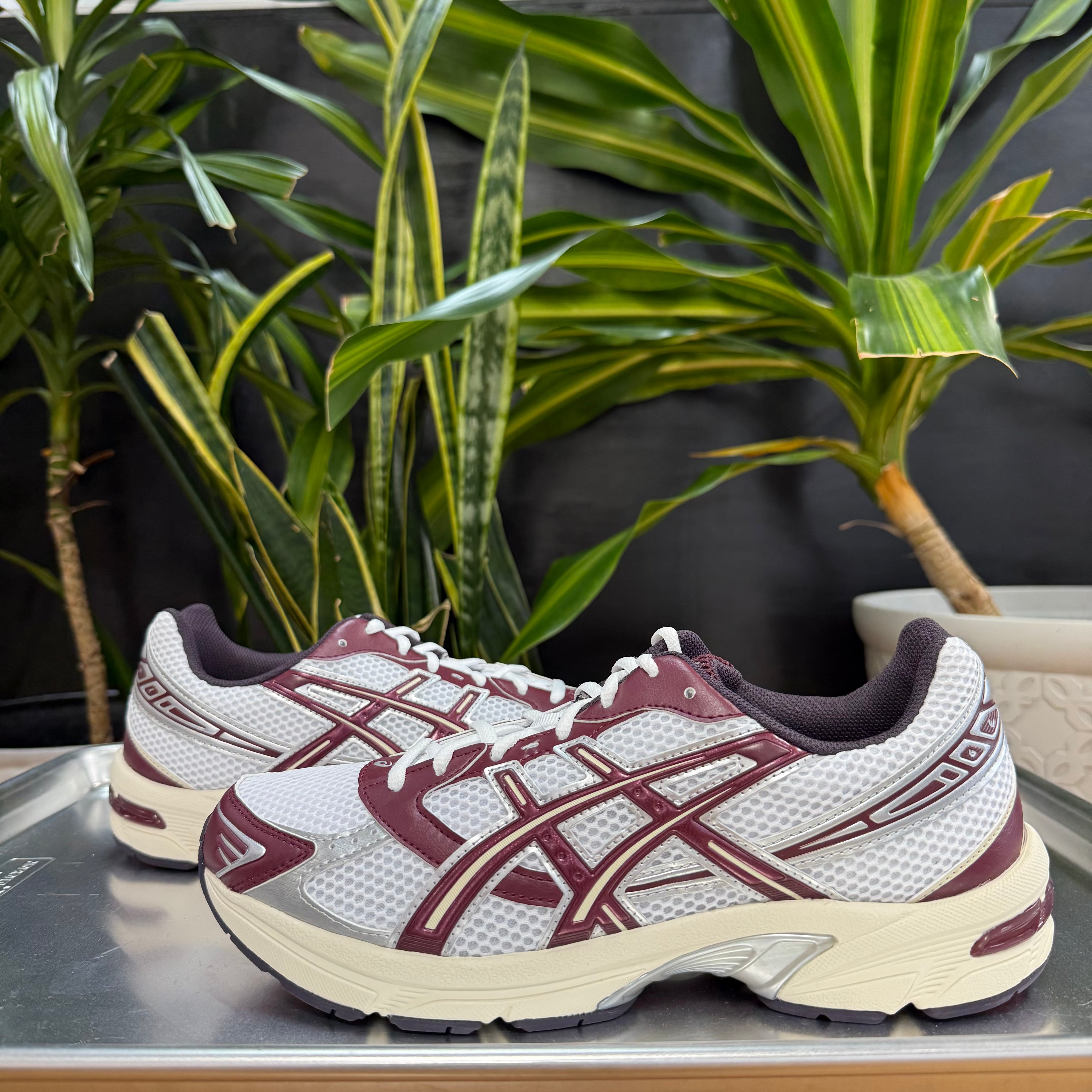 ASICS Gel-1130 White Maroon Banner