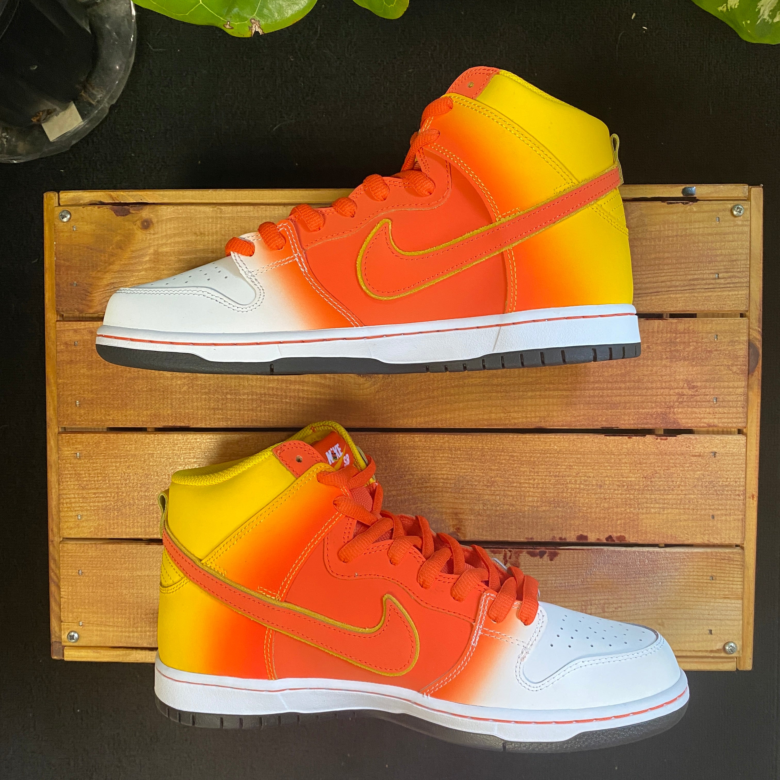 Nike SB Dunk High Sweet Tooth Candy Corn