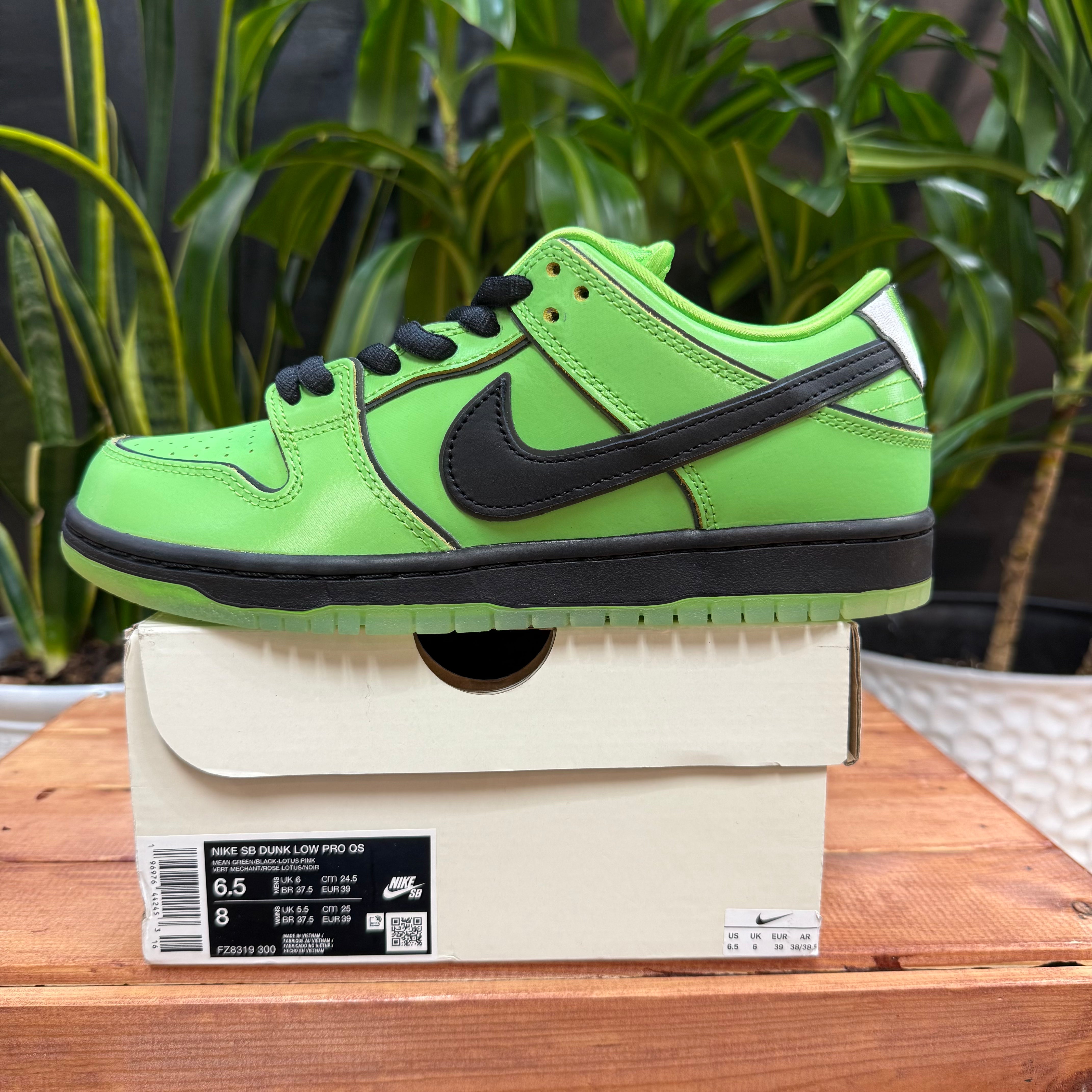 Nike SB Dunk Low The Powerpuff Girls 'Buttercup', Mens 6.5, W8