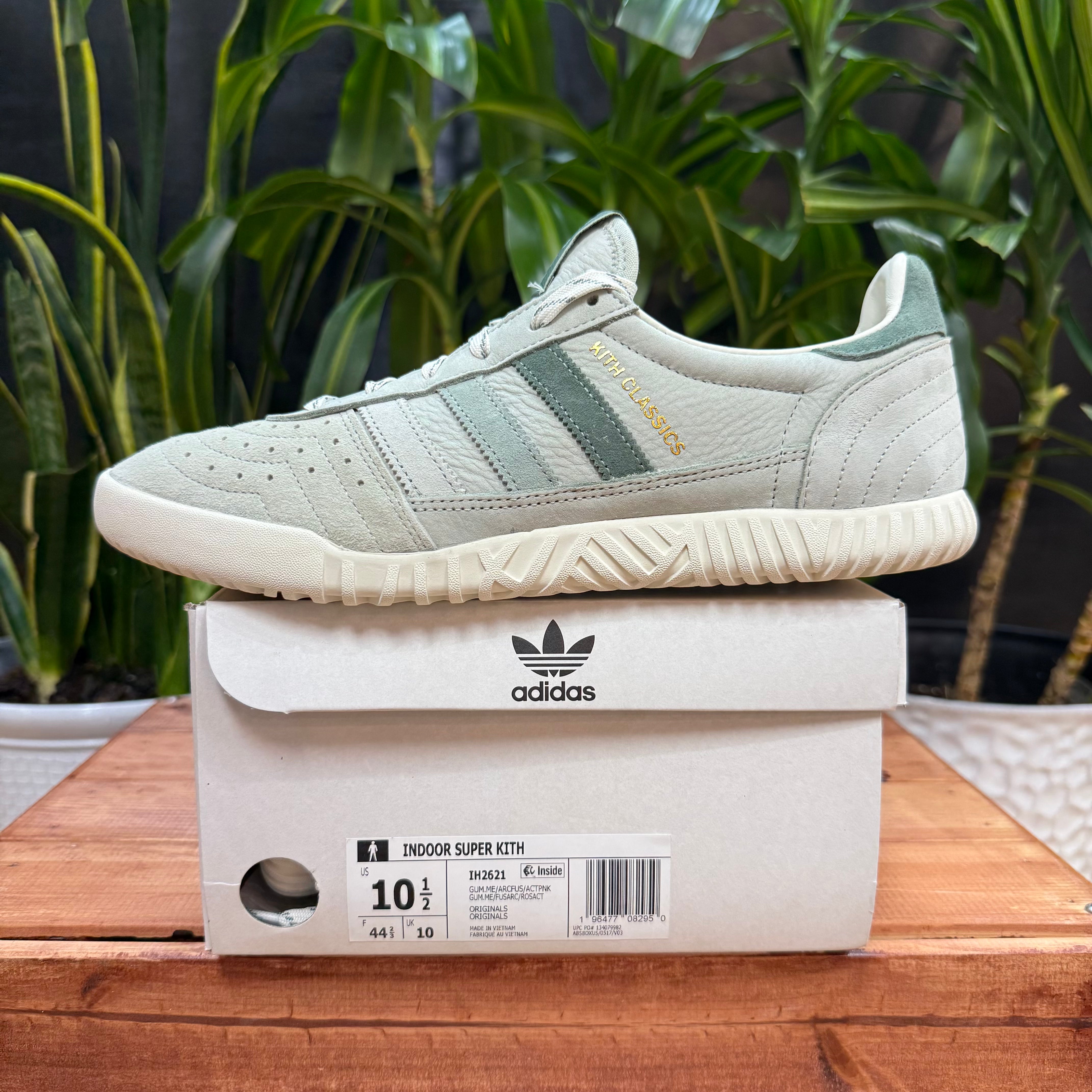 Adidas Indoor Super x Kith Classics Program - Green, Mens 10.5, W12