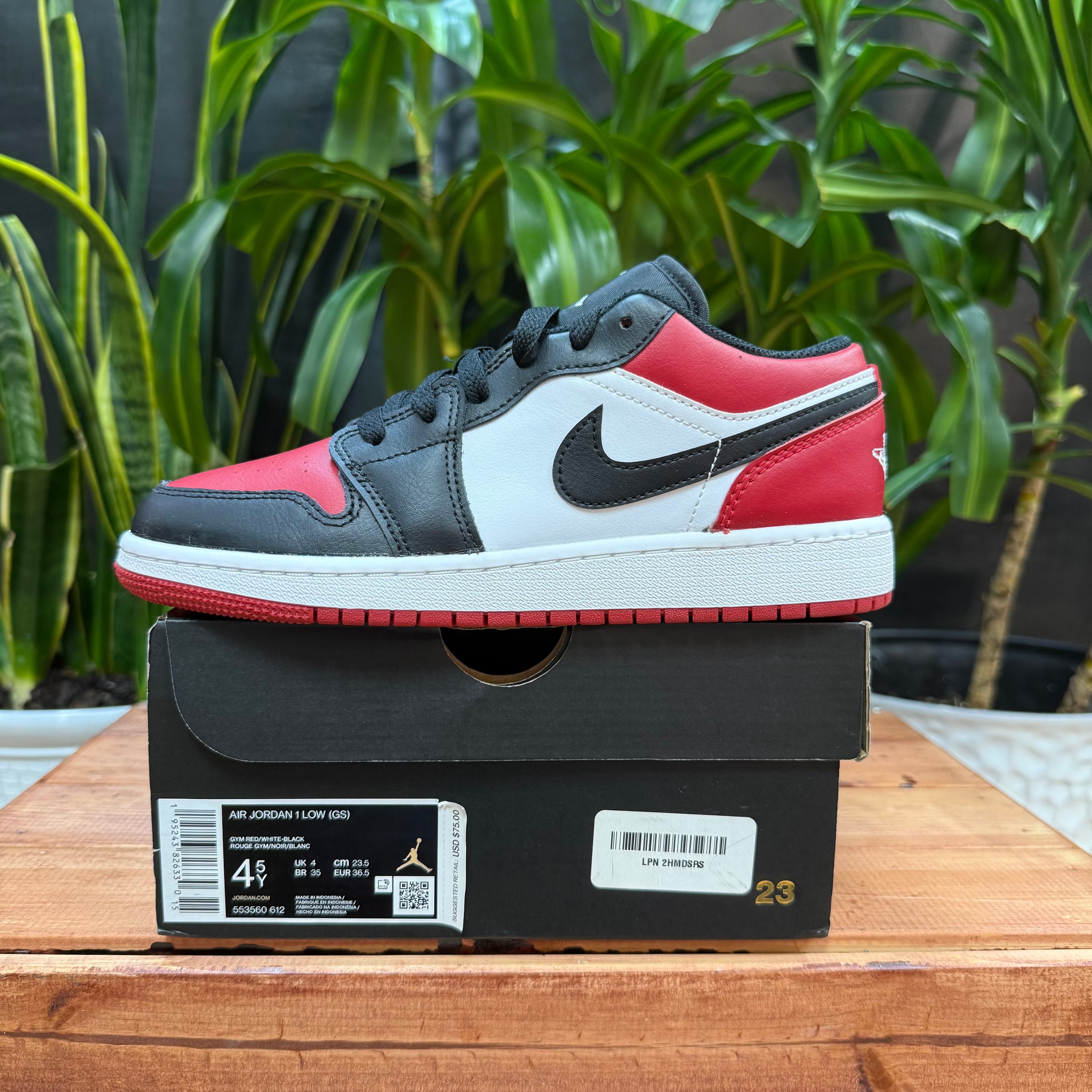 Jordan 1 Low Bred Toe, Mens 4.5, W6
