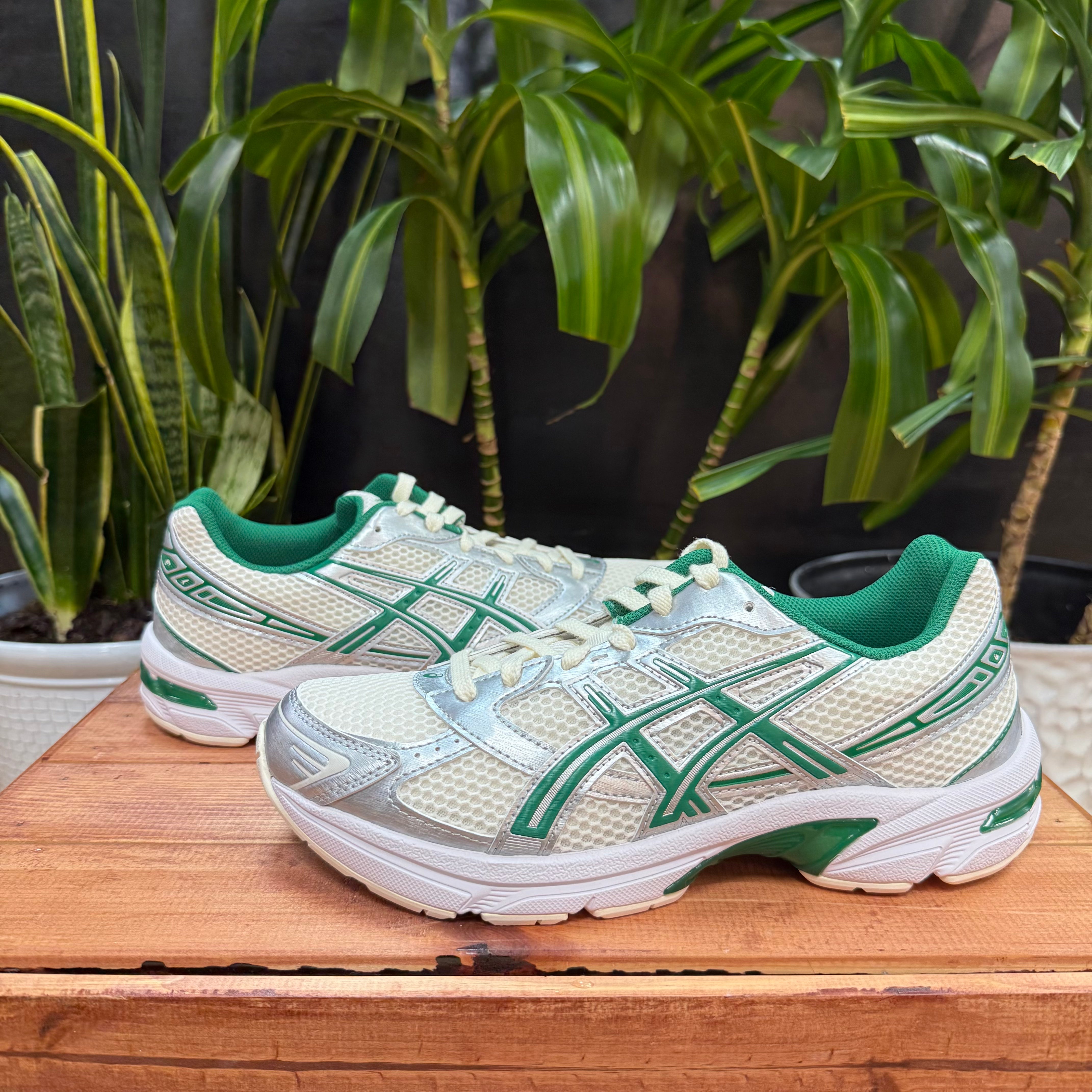 ASICS Gel-1130 (Cream/Kale), Mens 9.5, W11