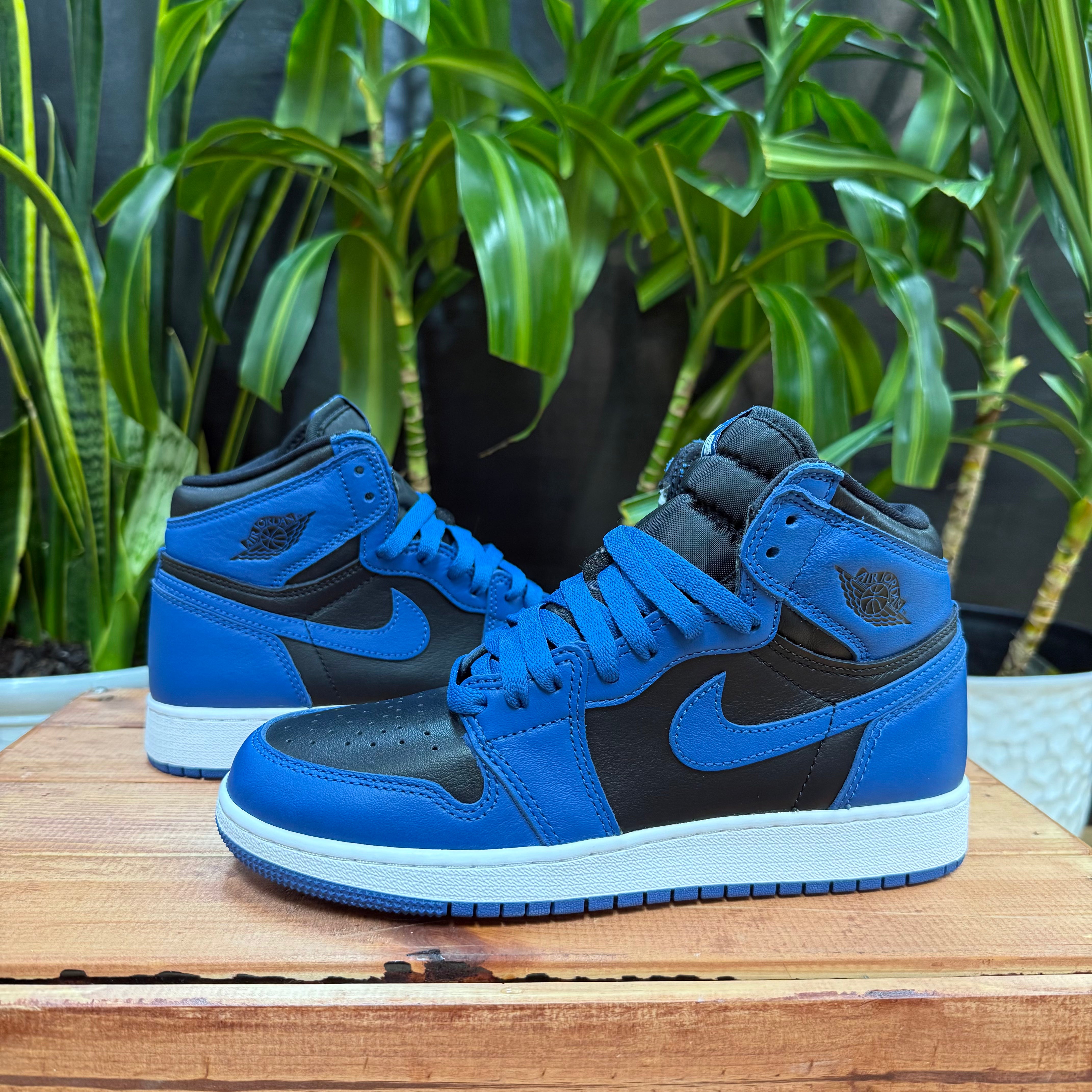 Jordan 1 Retro High OG Dark Marina Blue, Mens 6.5, W8